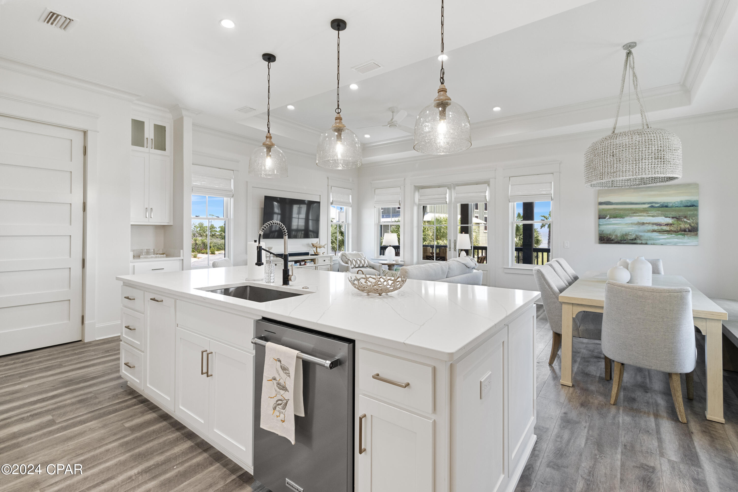215 Pinnacle Drive