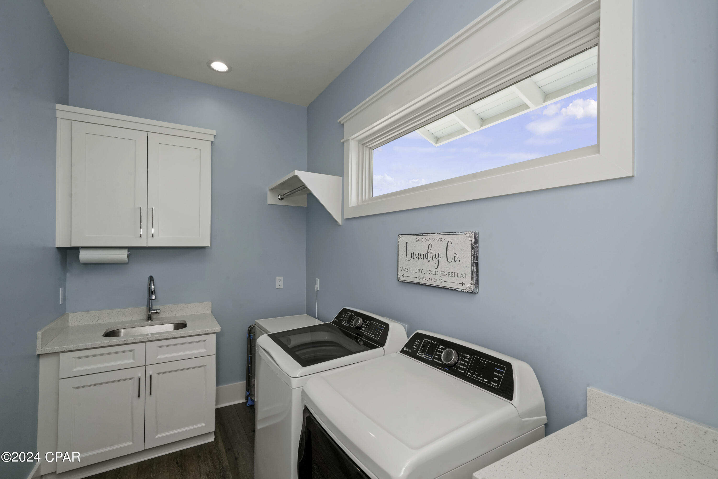 1401 Constitution Drive