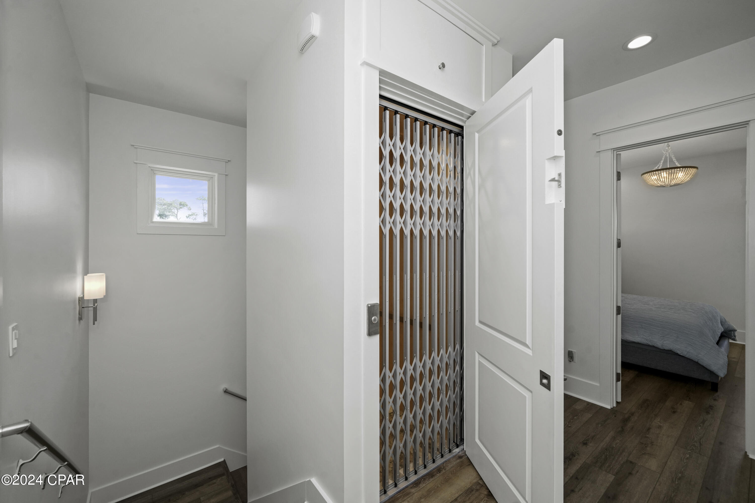 1401 Constitution Drive