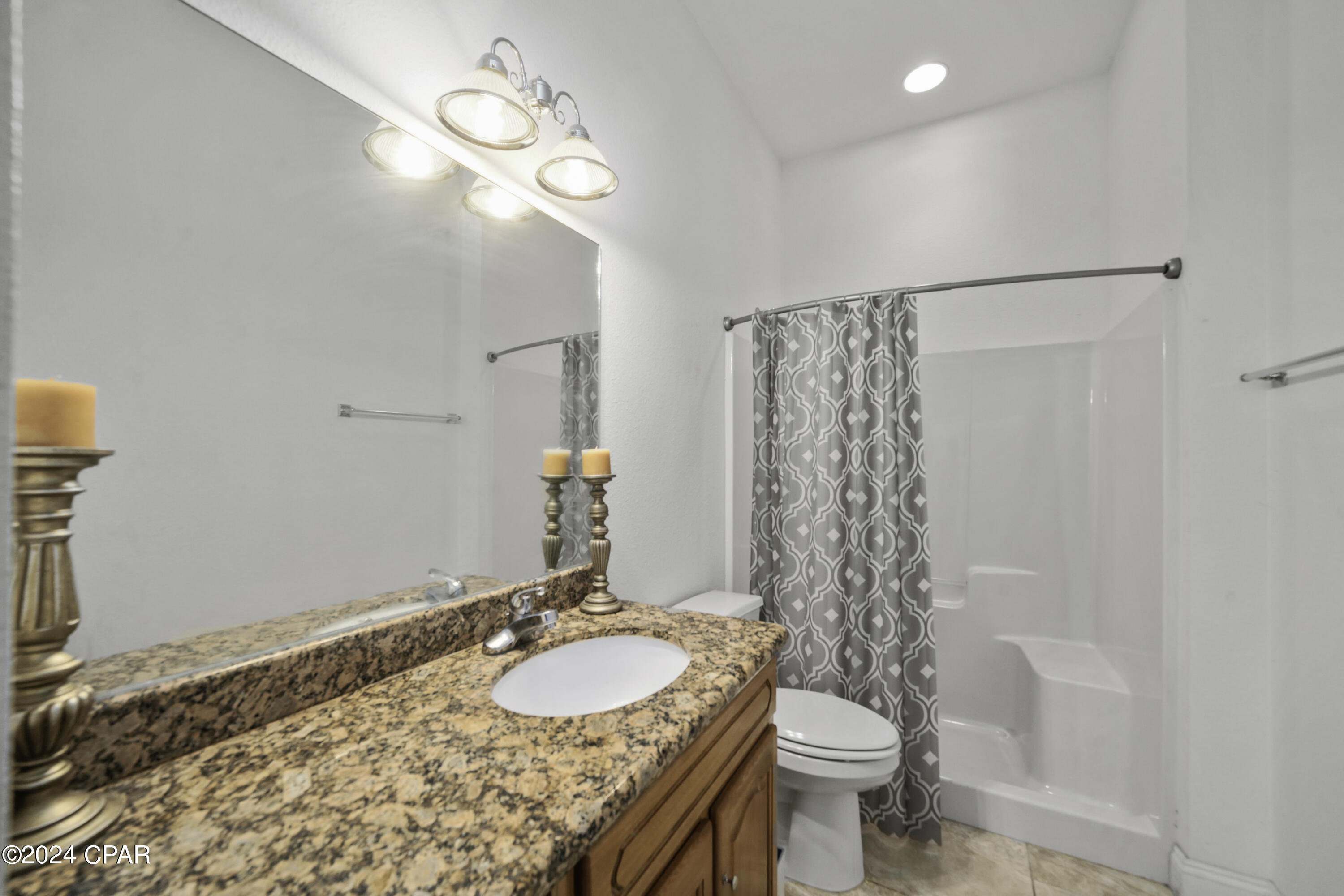 764 W Rutherford Street