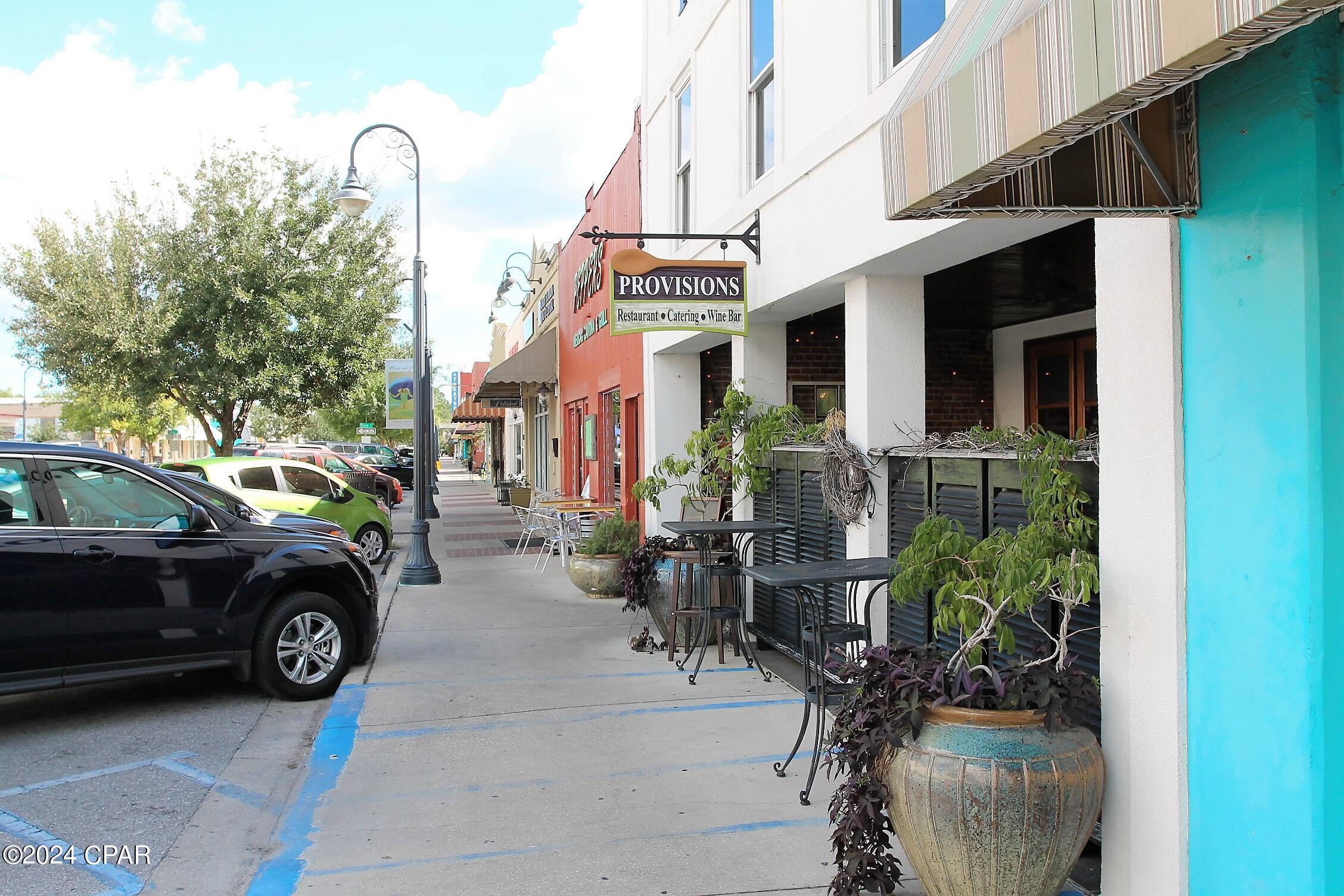 764 W Rutherford Street