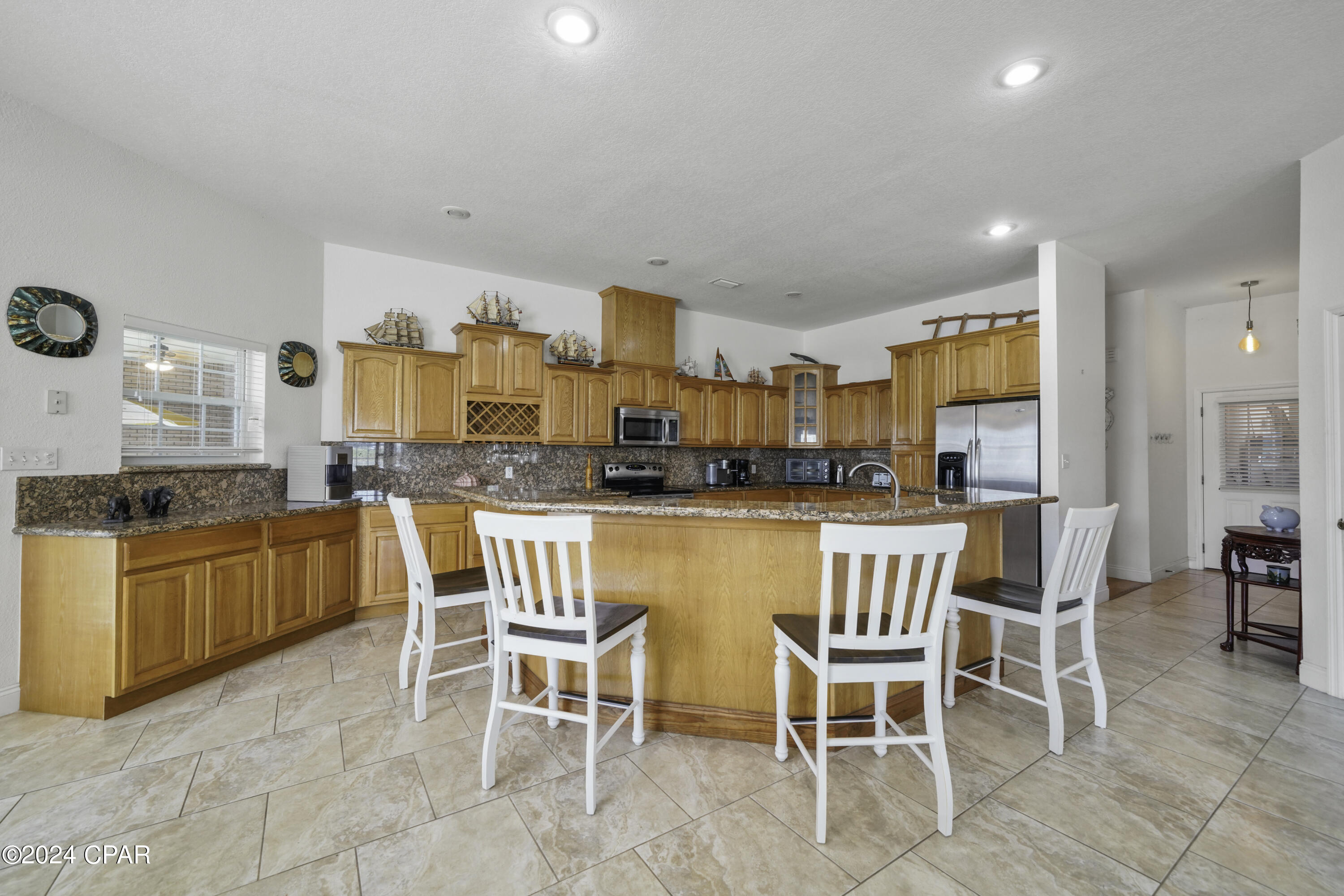 764 W Rutherford Street