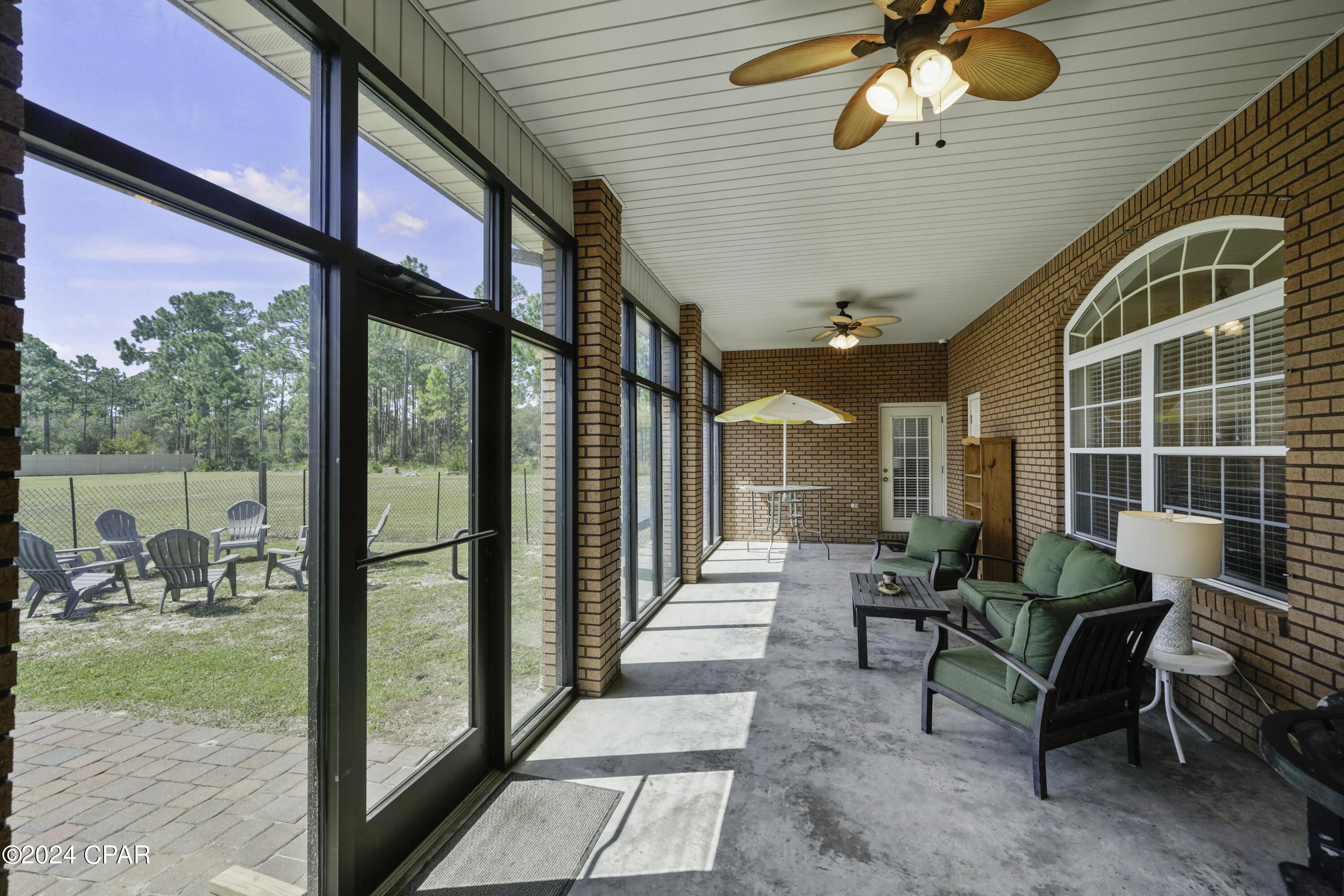 764 W Rutherford Street