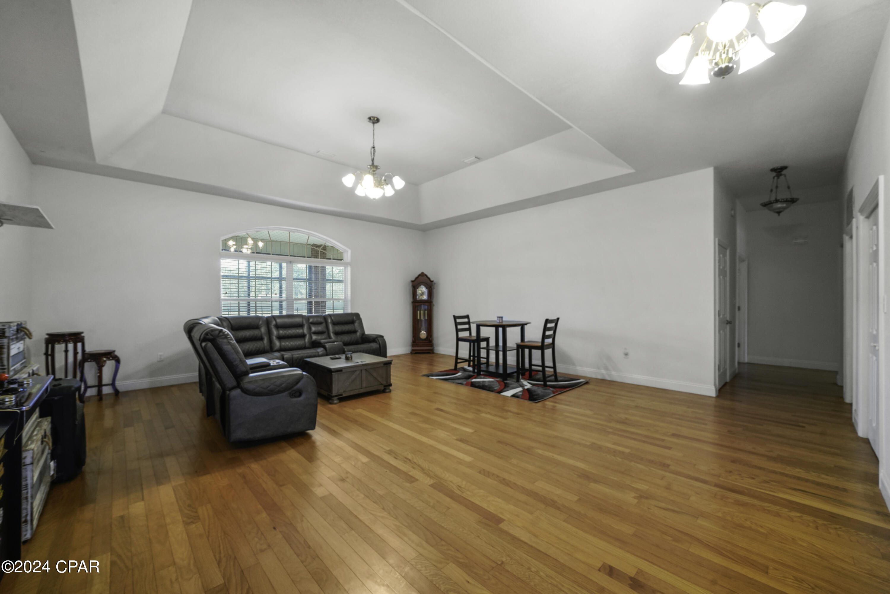 764 W Rutherford Street