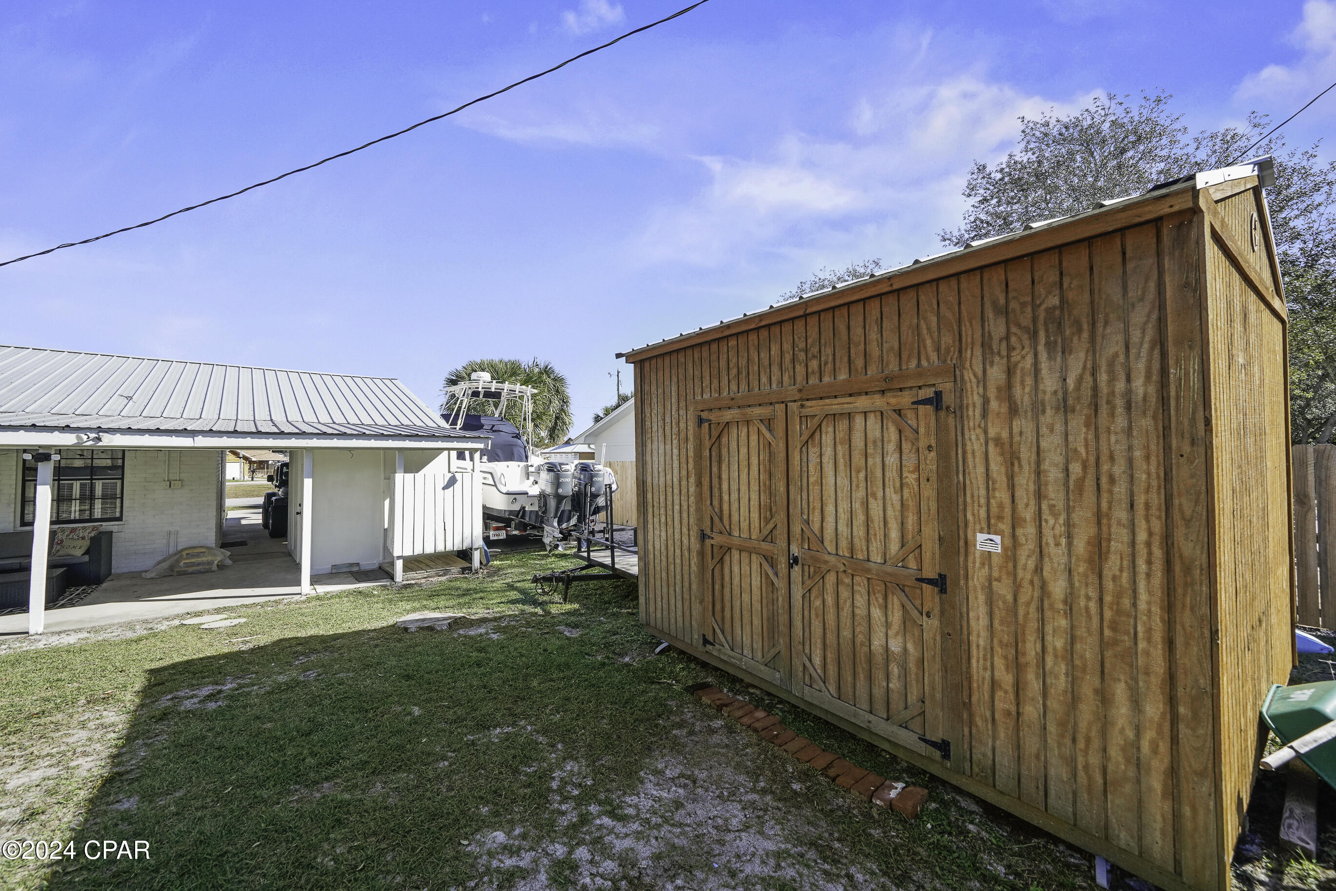 61 Oak Avenue