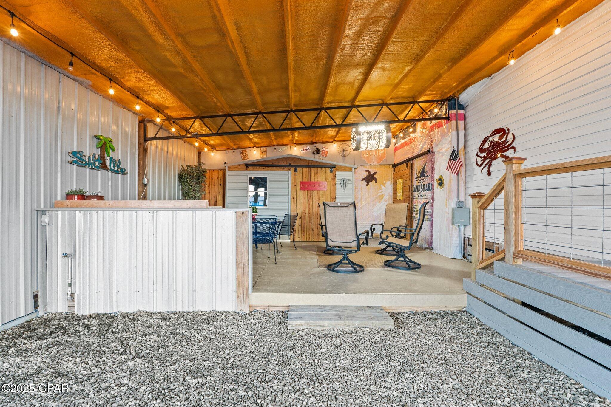 414 La Siesta Drive