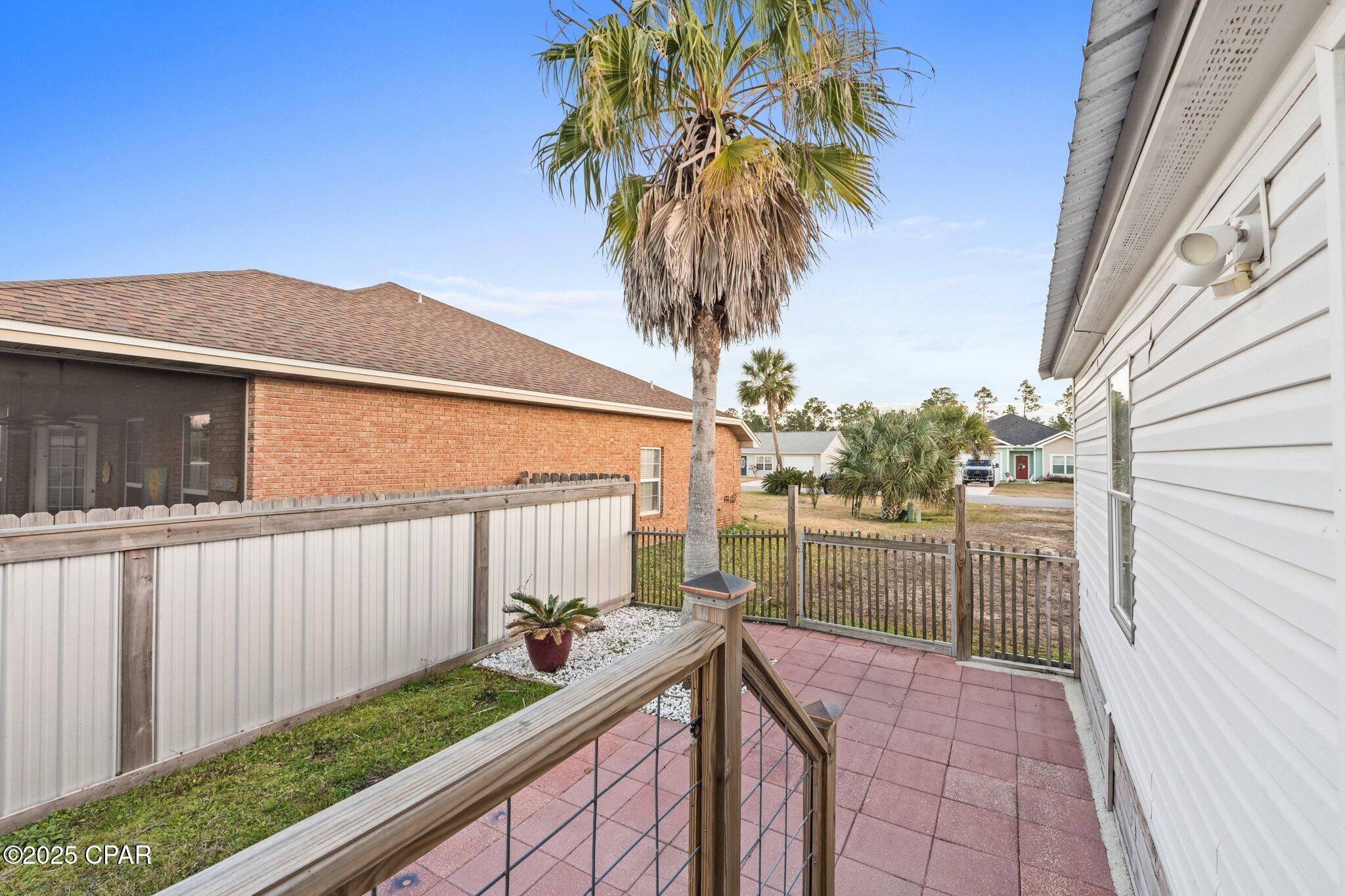 414 La Siesta Drive