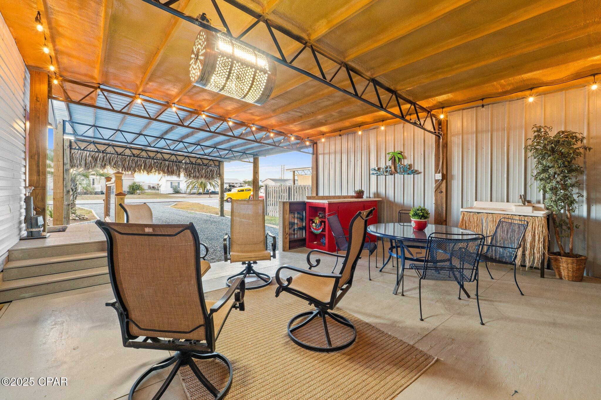 414 La Siesta Drive