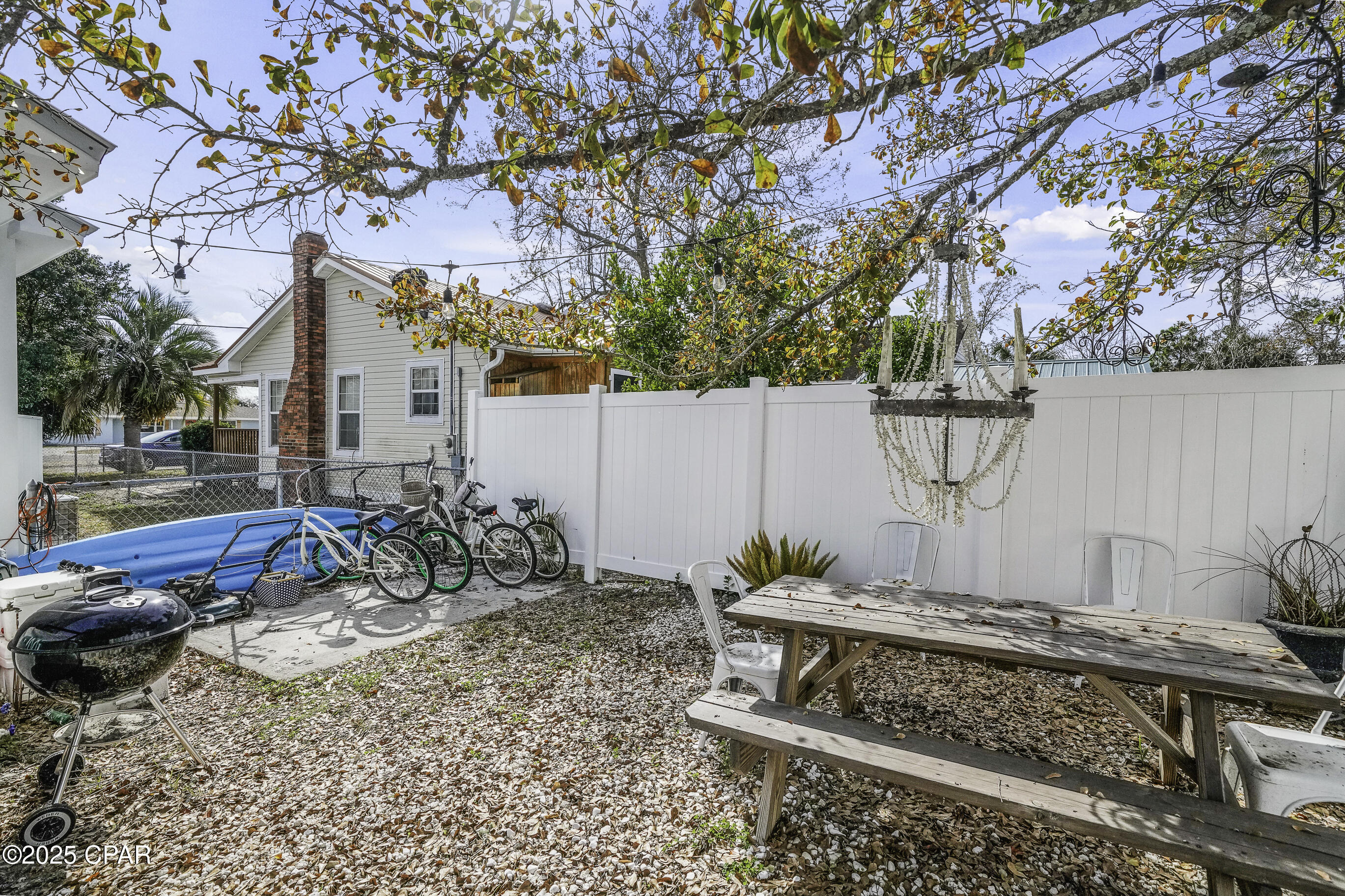 611 10th Street
