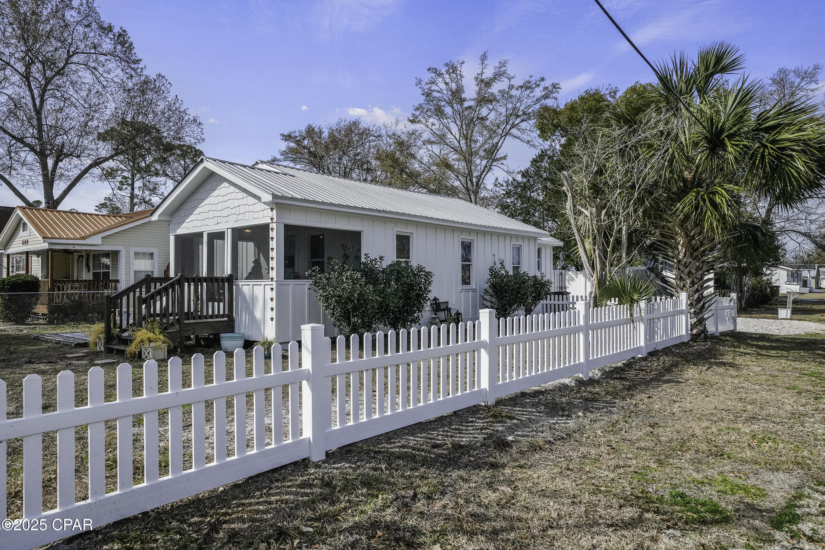 611 10th Street