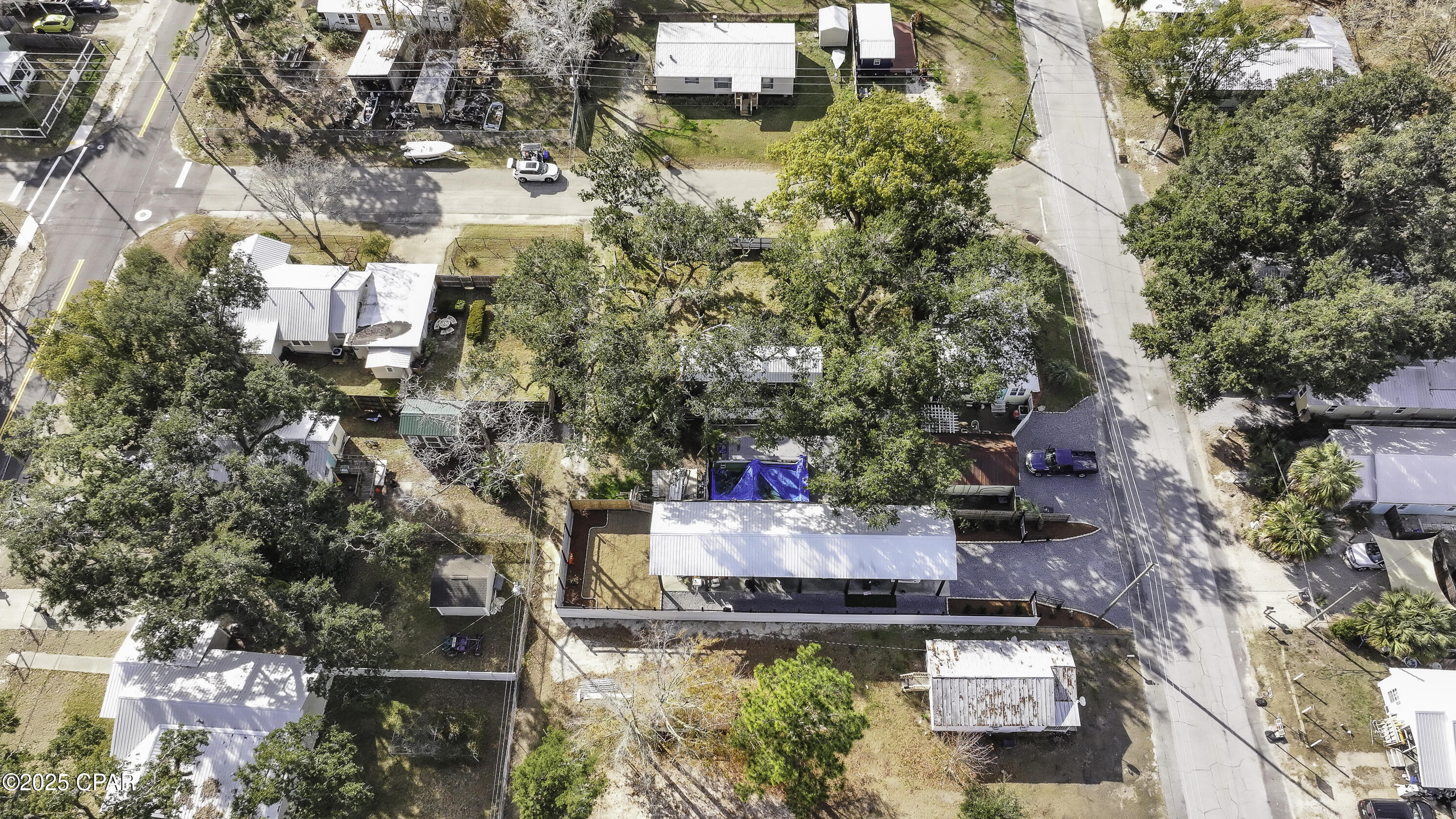 2434 Mckinnon Street