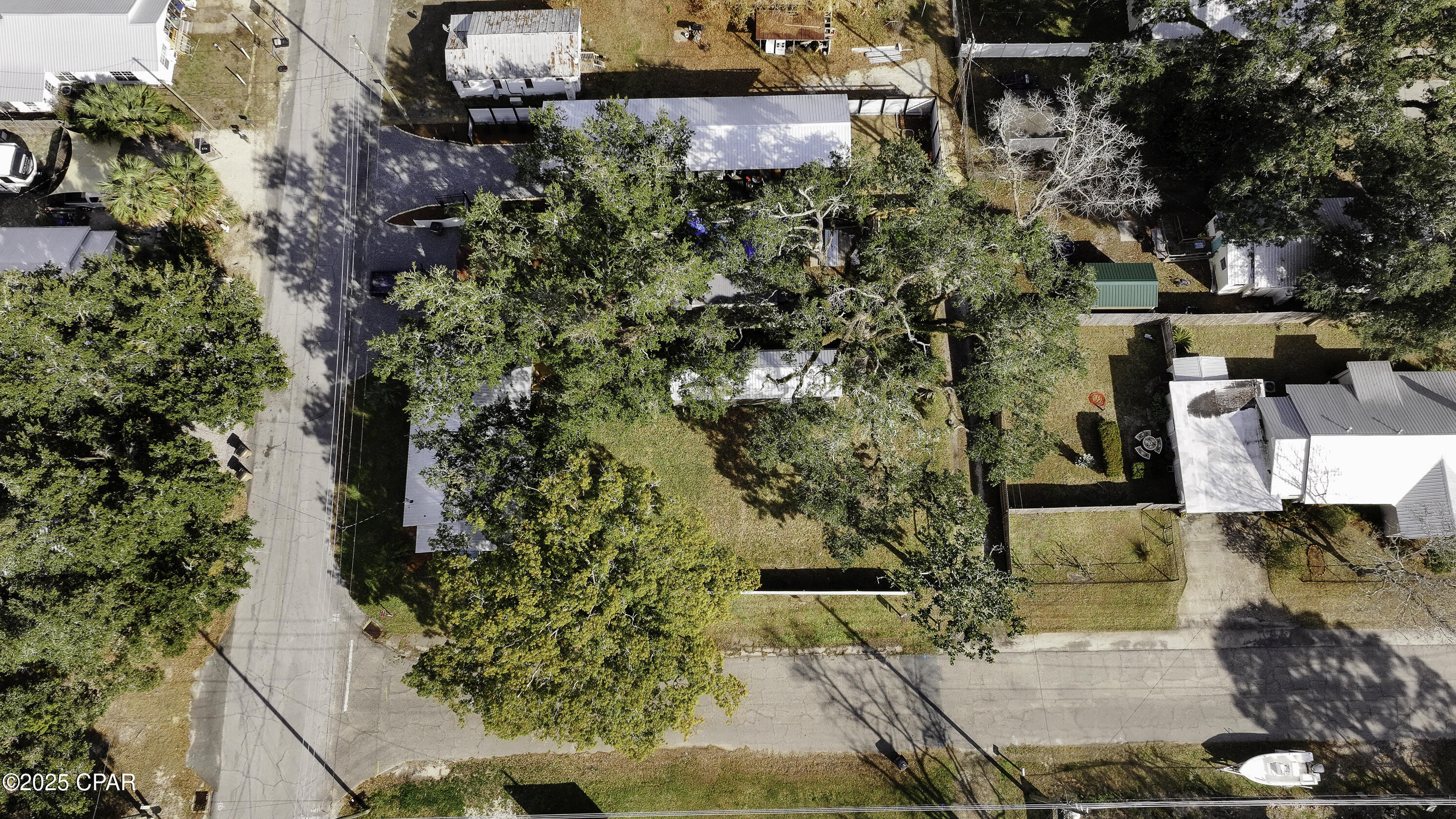 2434 Mckinnon Street