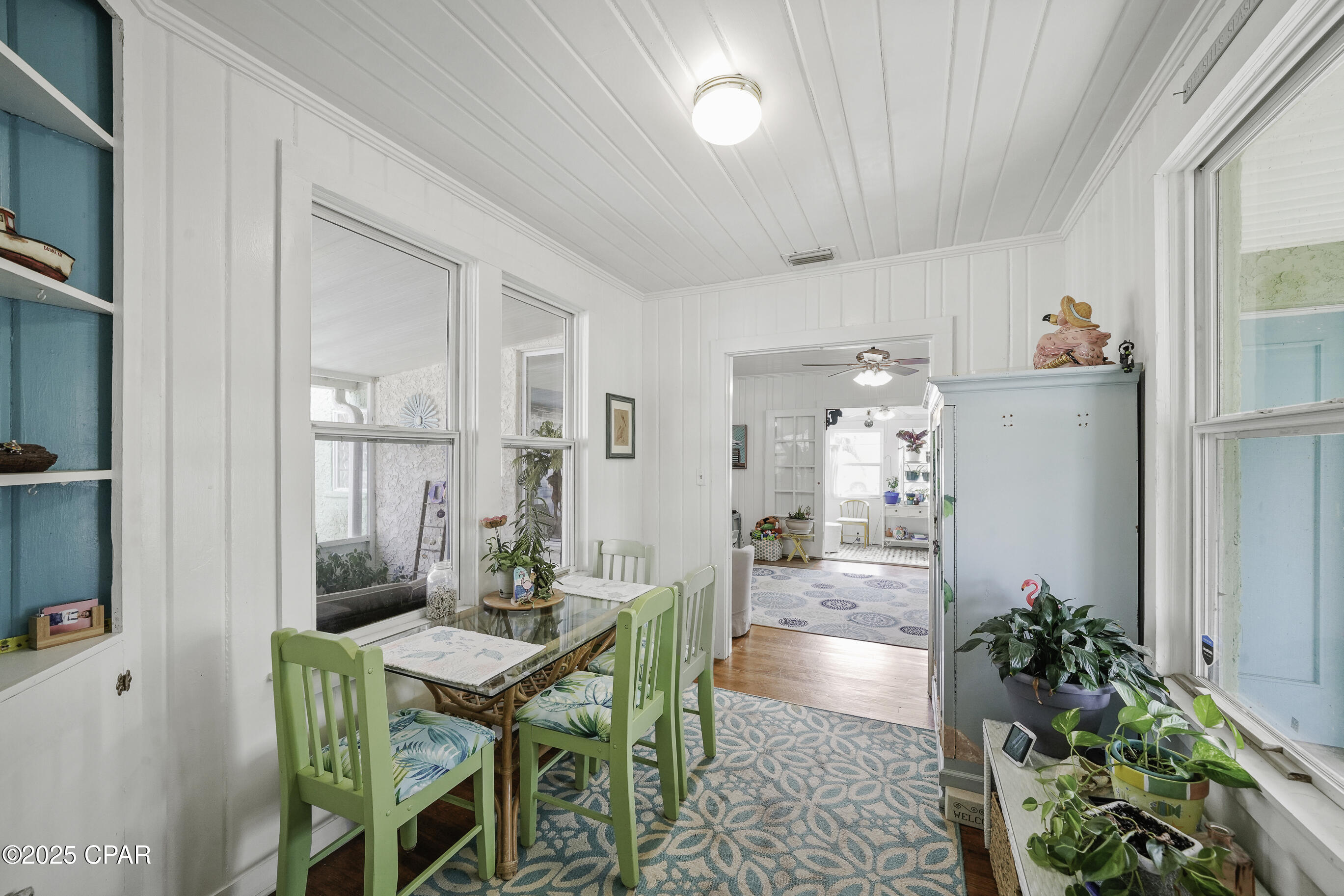 1007 Garrison Avenue