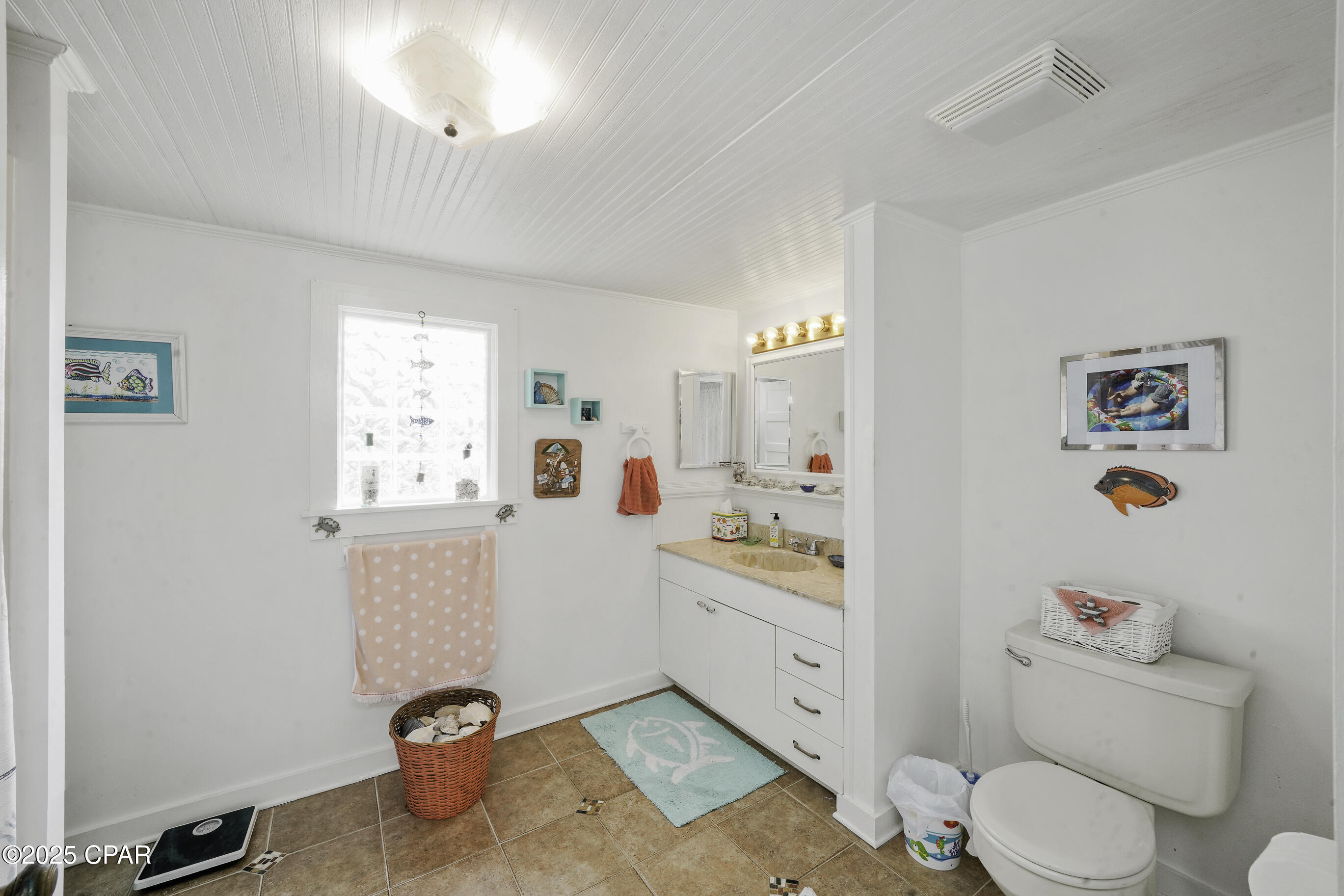 1007 Garrison Avenue