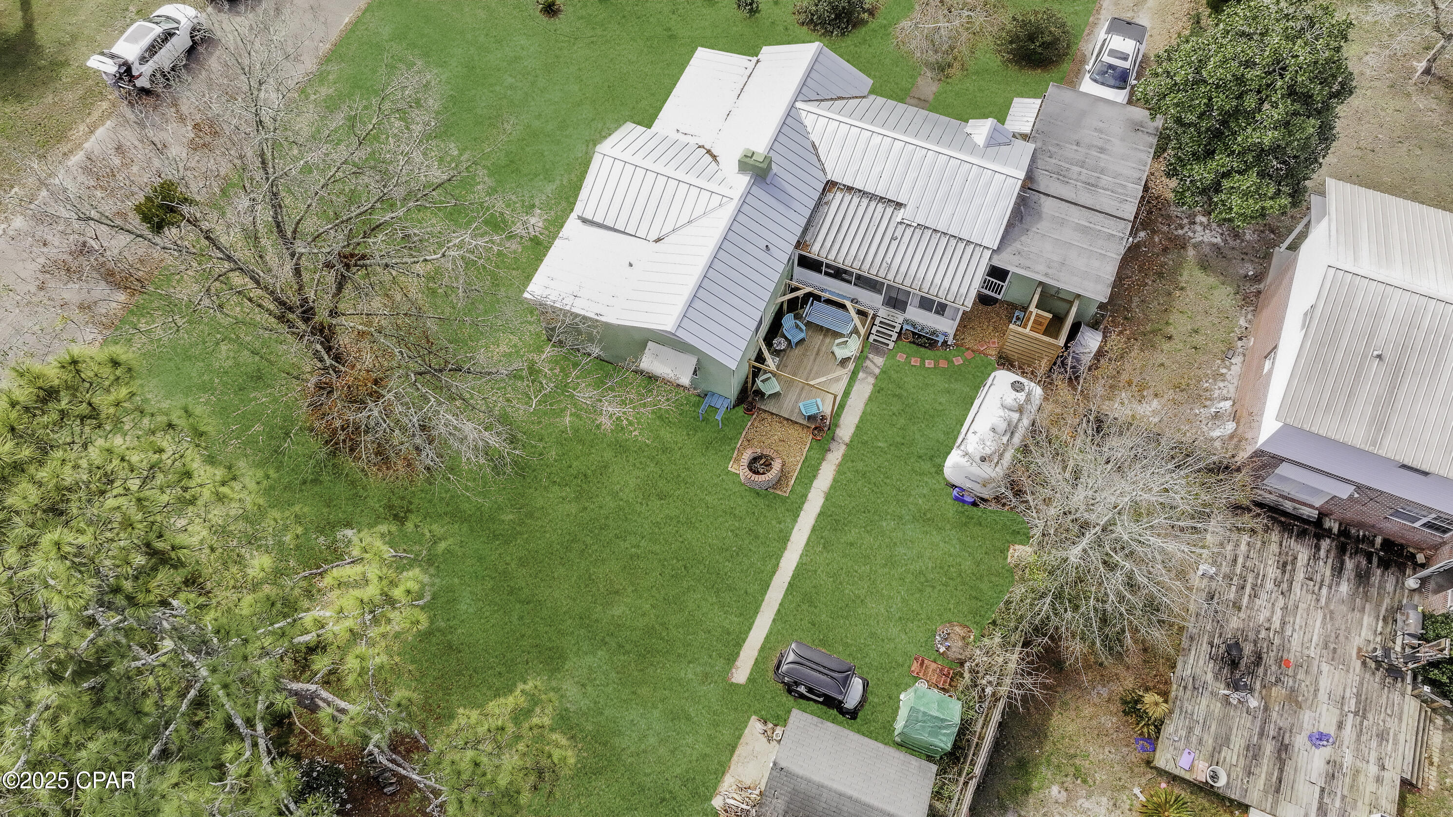 1007 Garrison Avenue