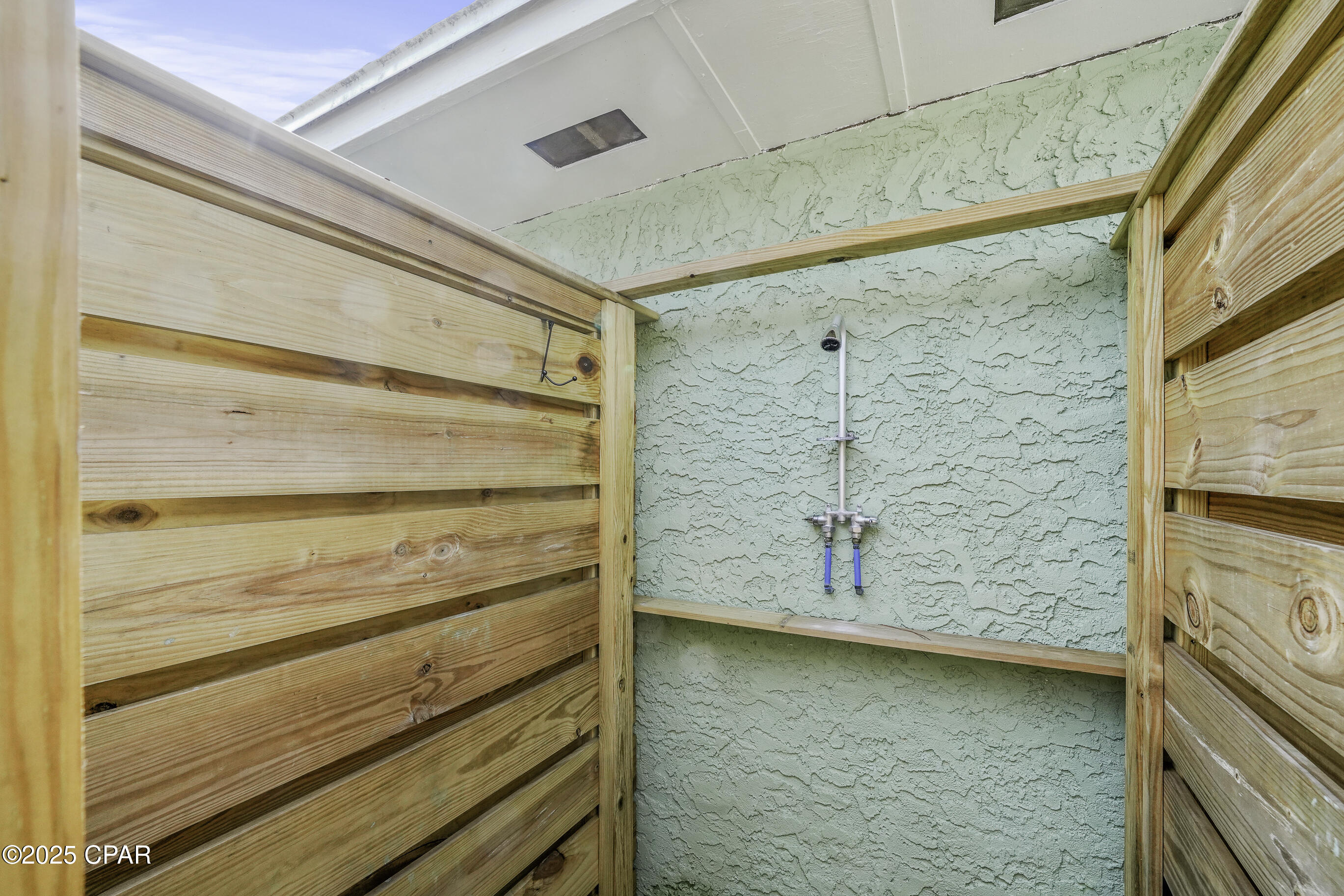 1007 Garrison Avenue