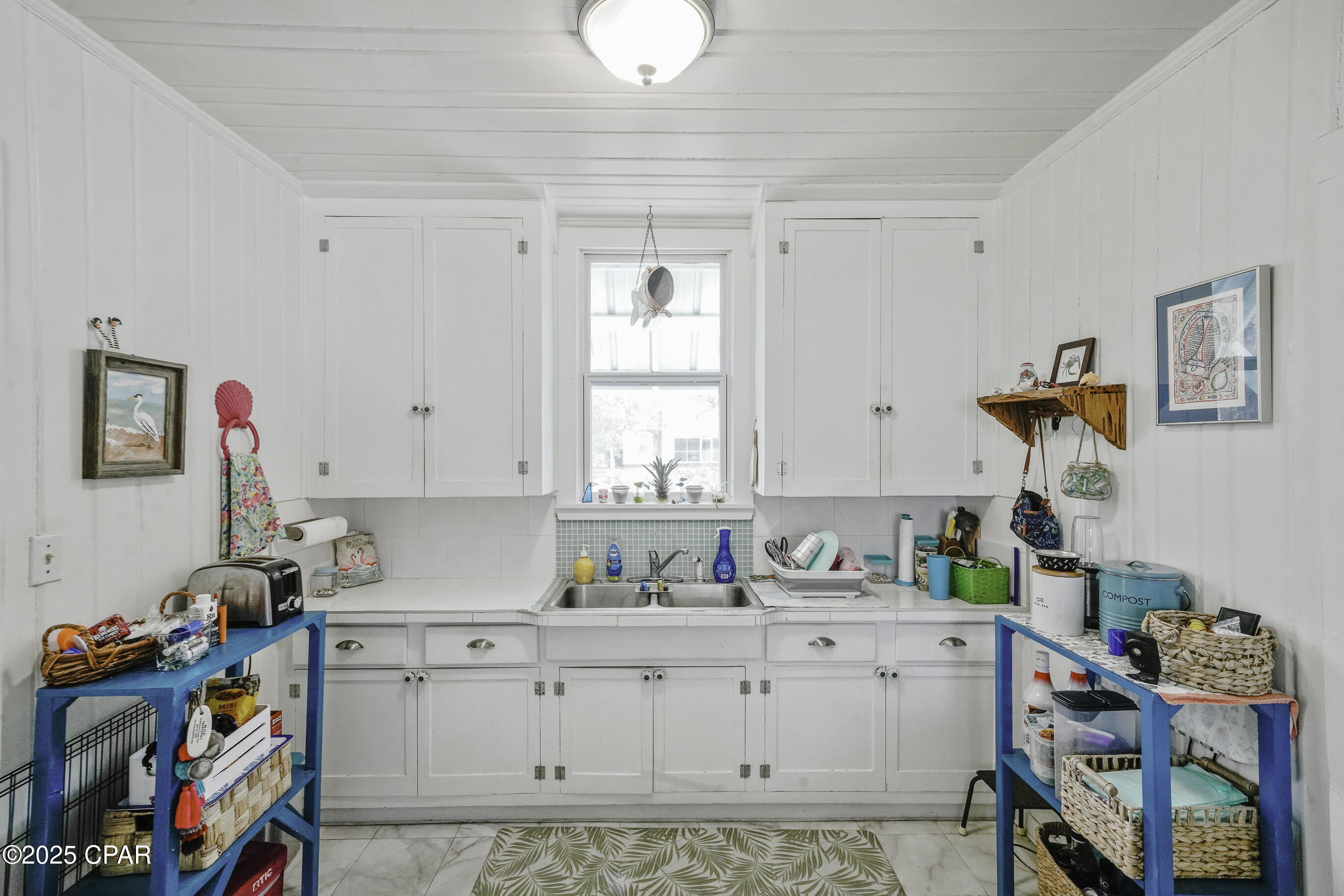 1007 Garrison Avenue