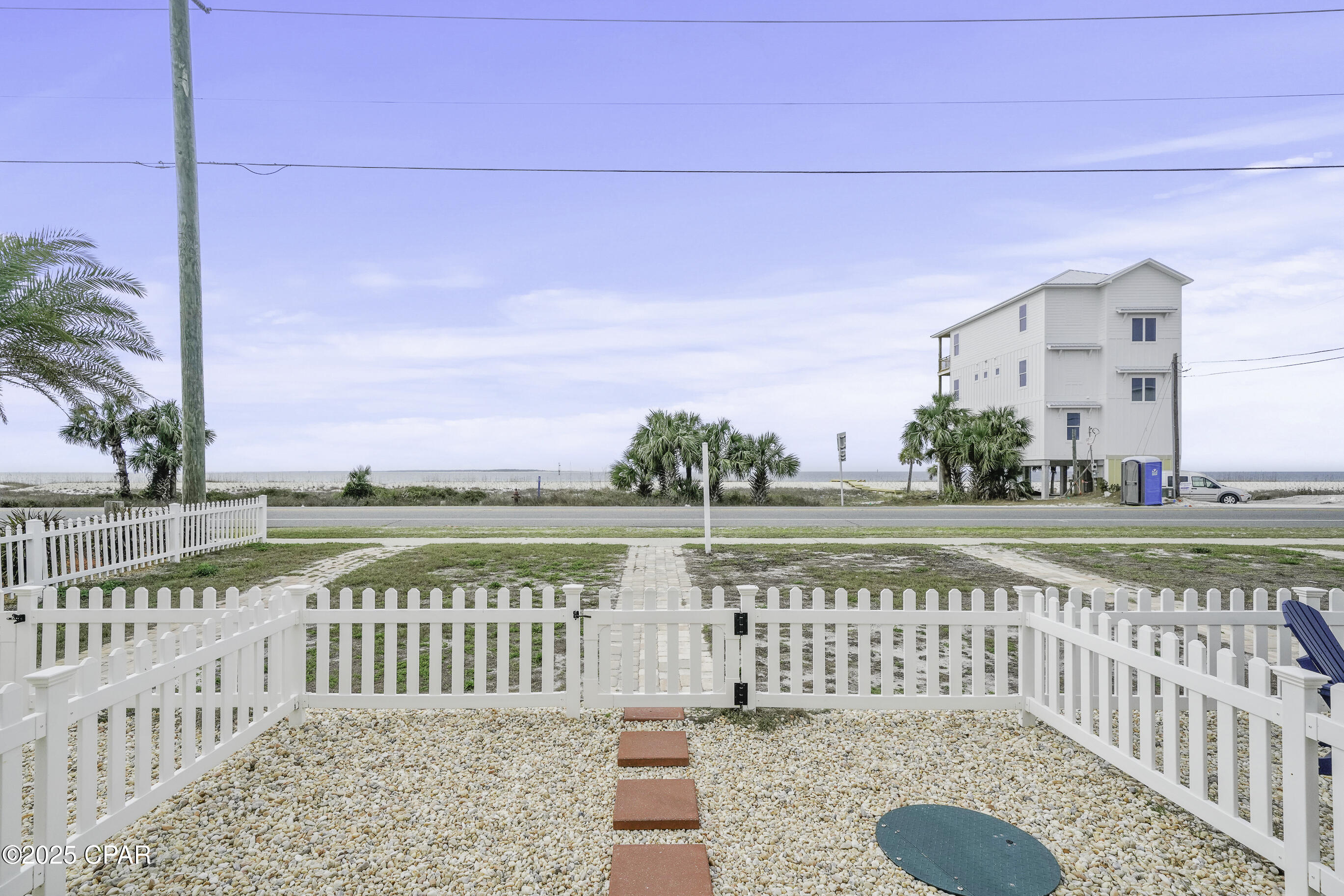 7172 W Highway 98