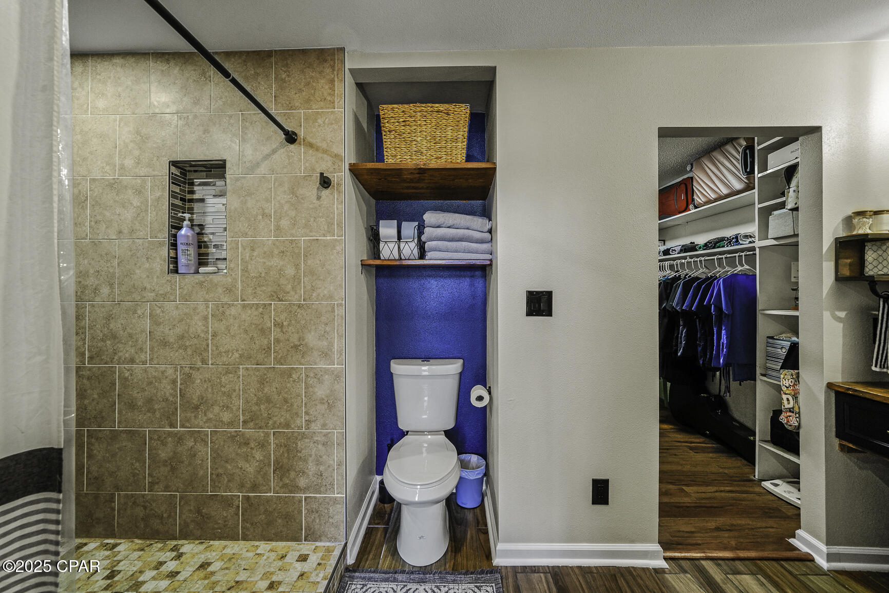 377 W Lakeview Drive