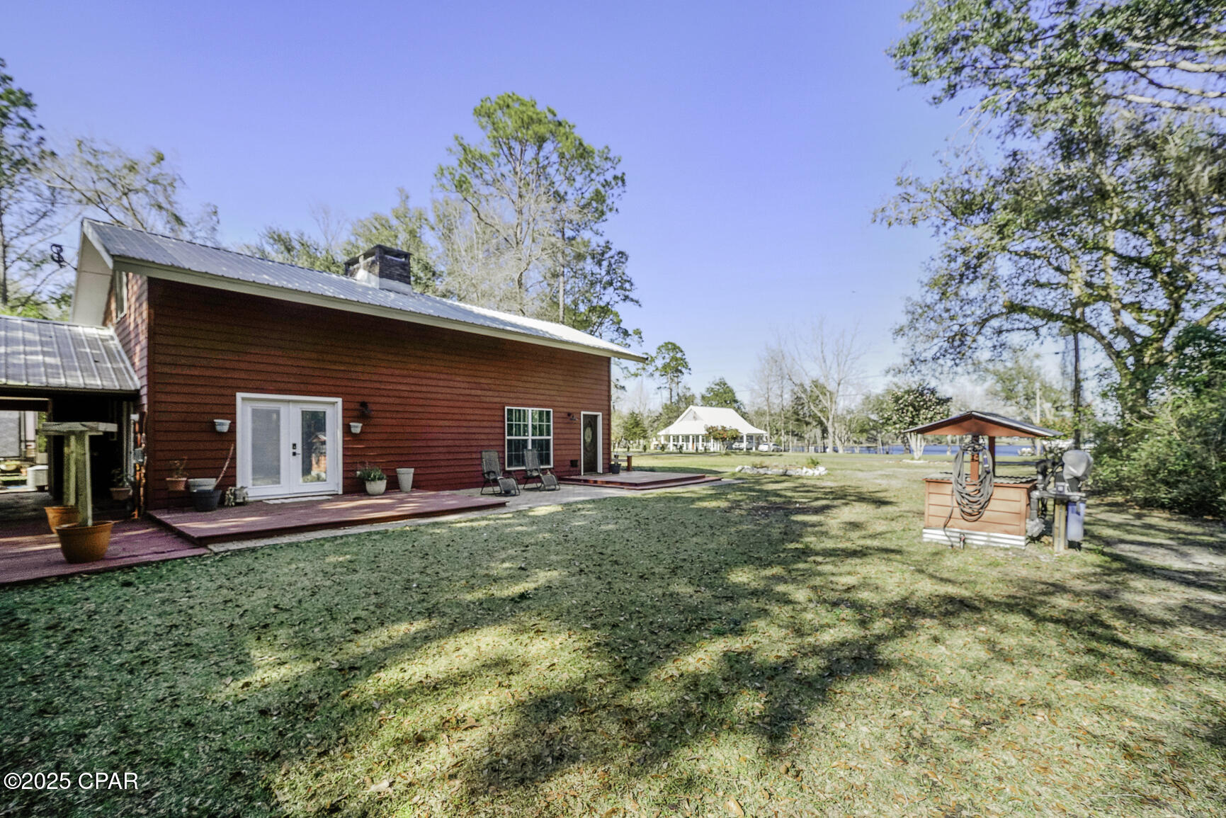 377 W Lakeview Drive