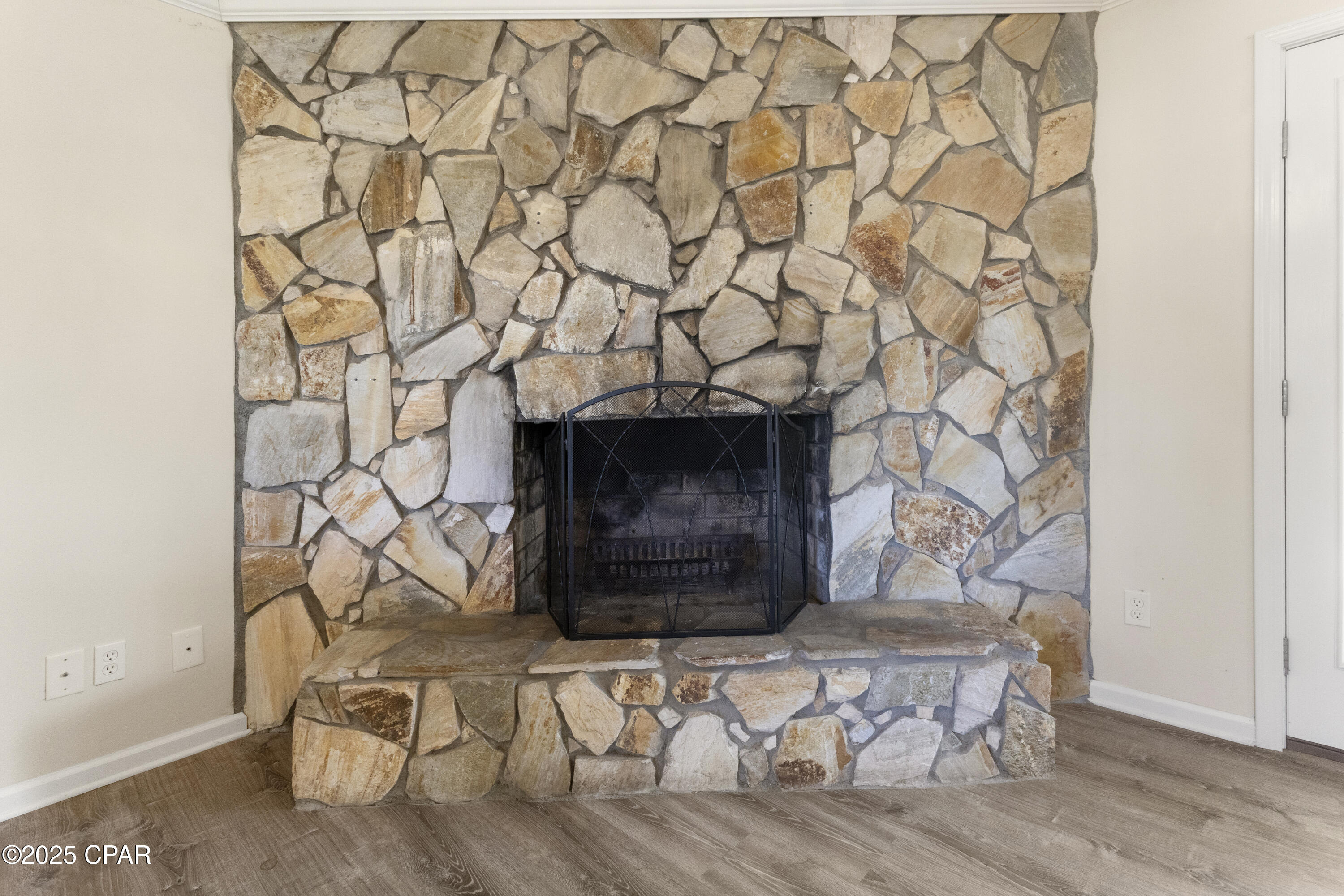5322 Stewart Drive