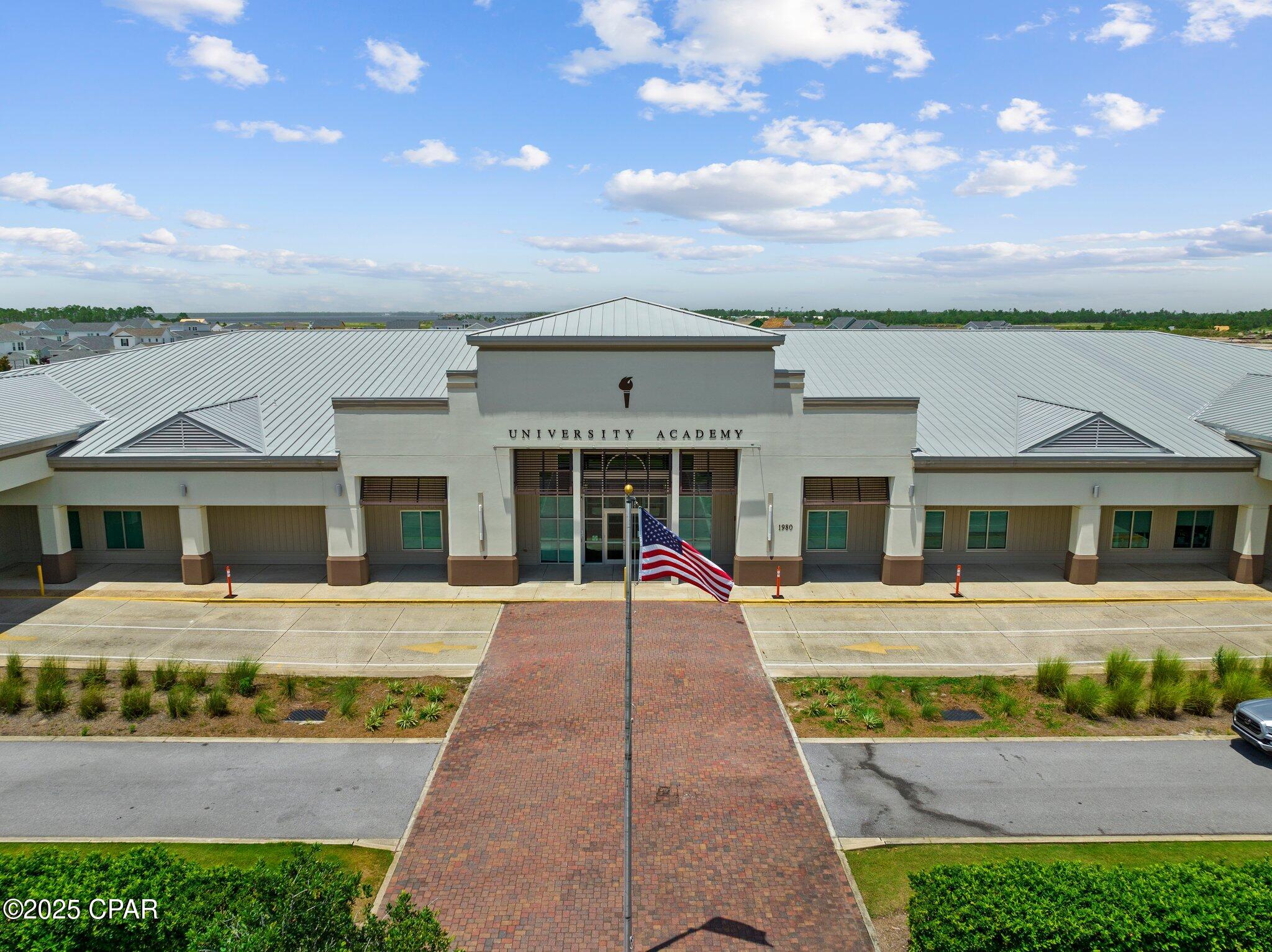 2108 Royal Tern Street