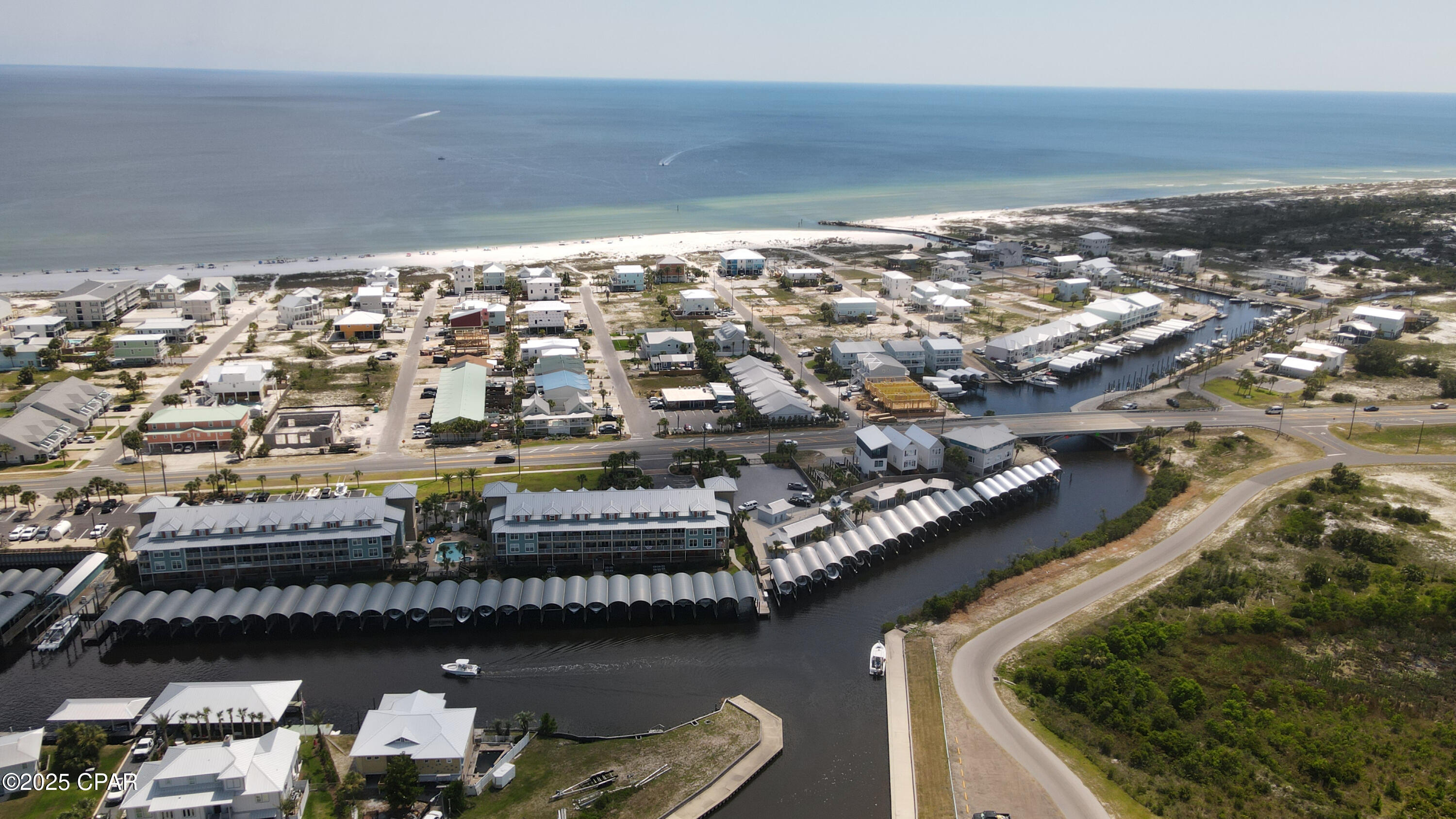 710 Oleander Ave Avenue