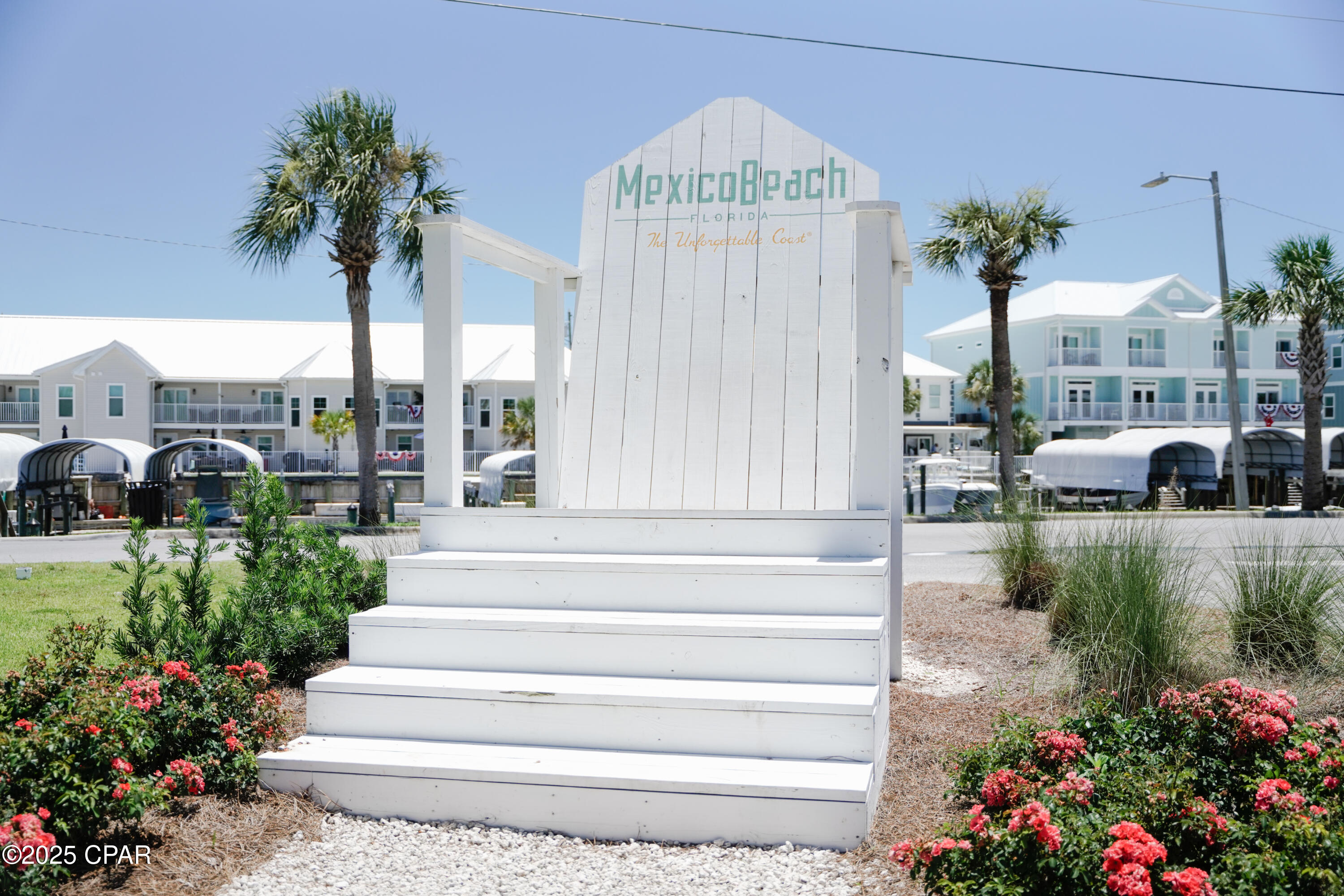 1305 Highway 98