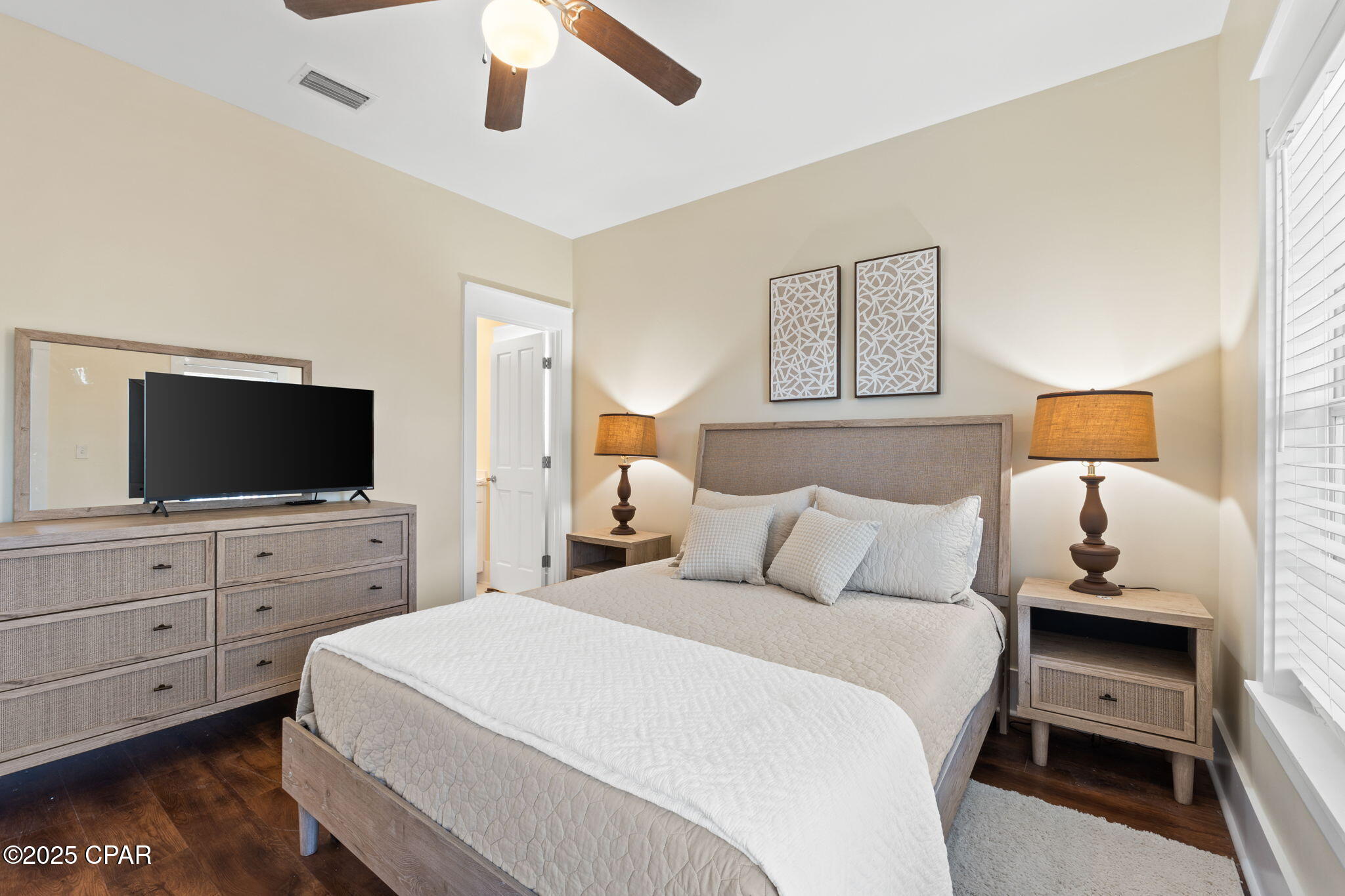 3050 W Highway 98 B30