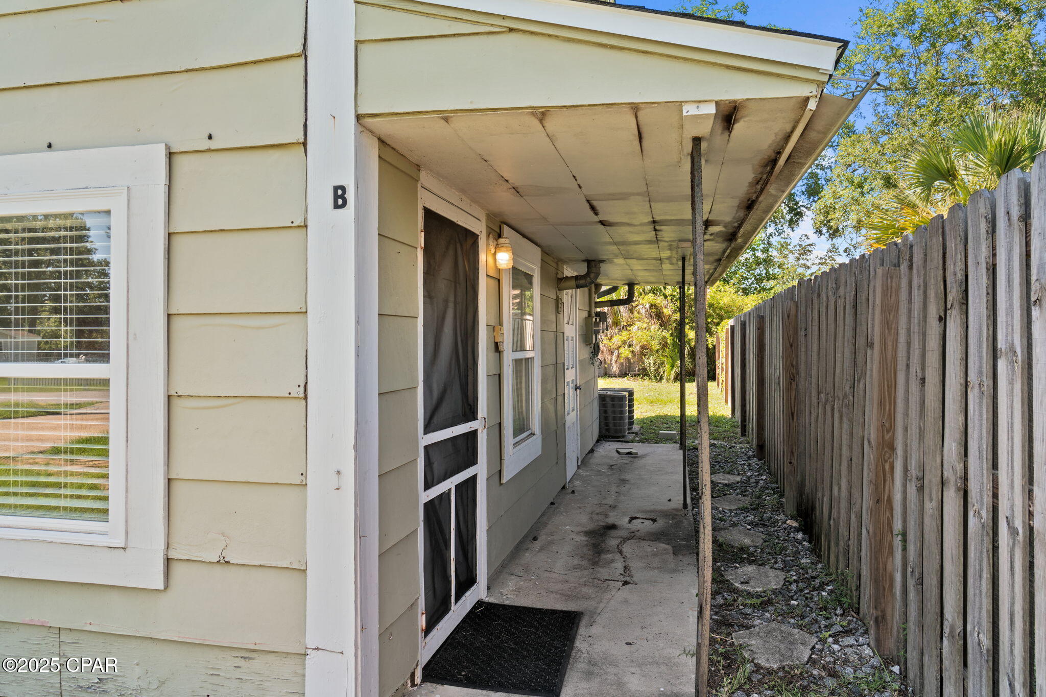 525 8th Street