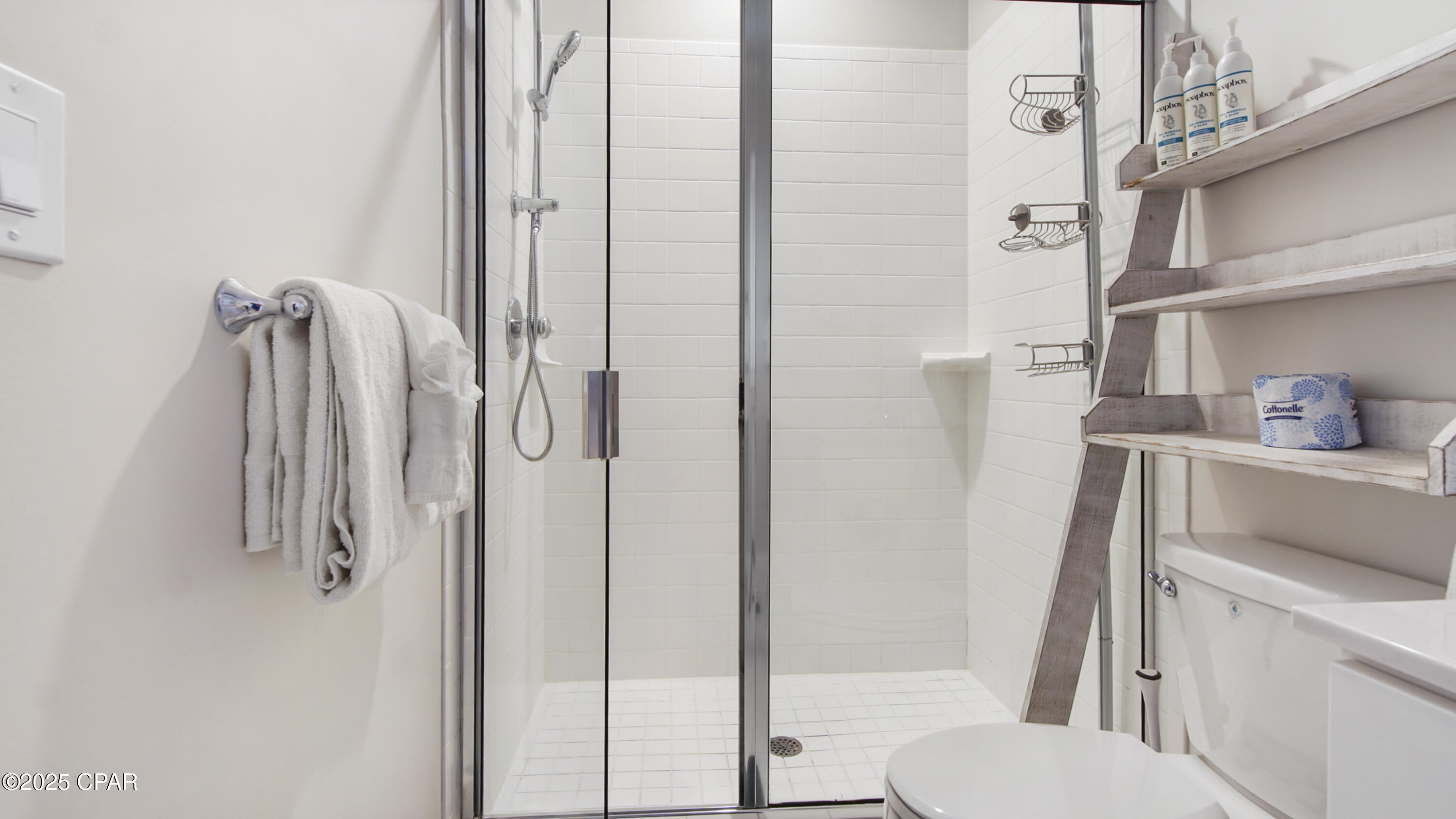 3050 W Highway 98 B8