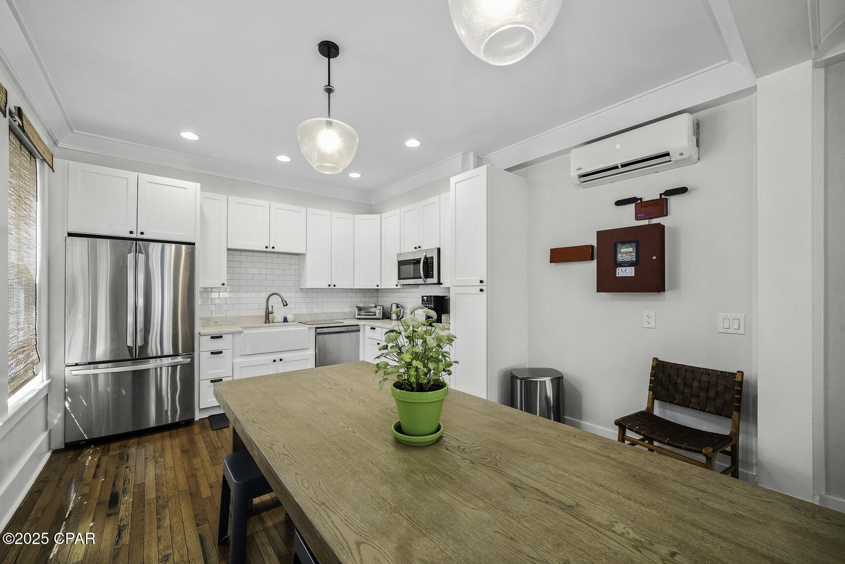 20 4th Street