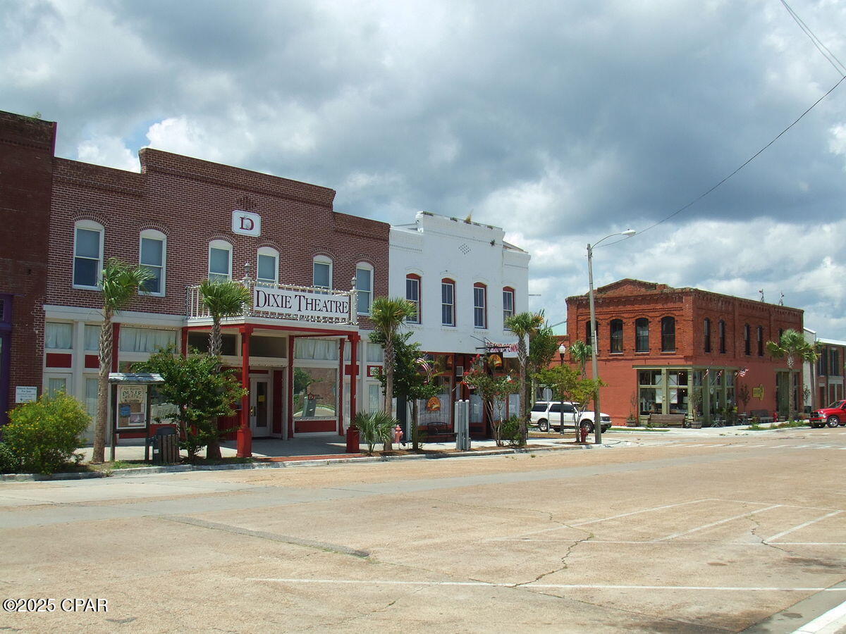 20 4th Street