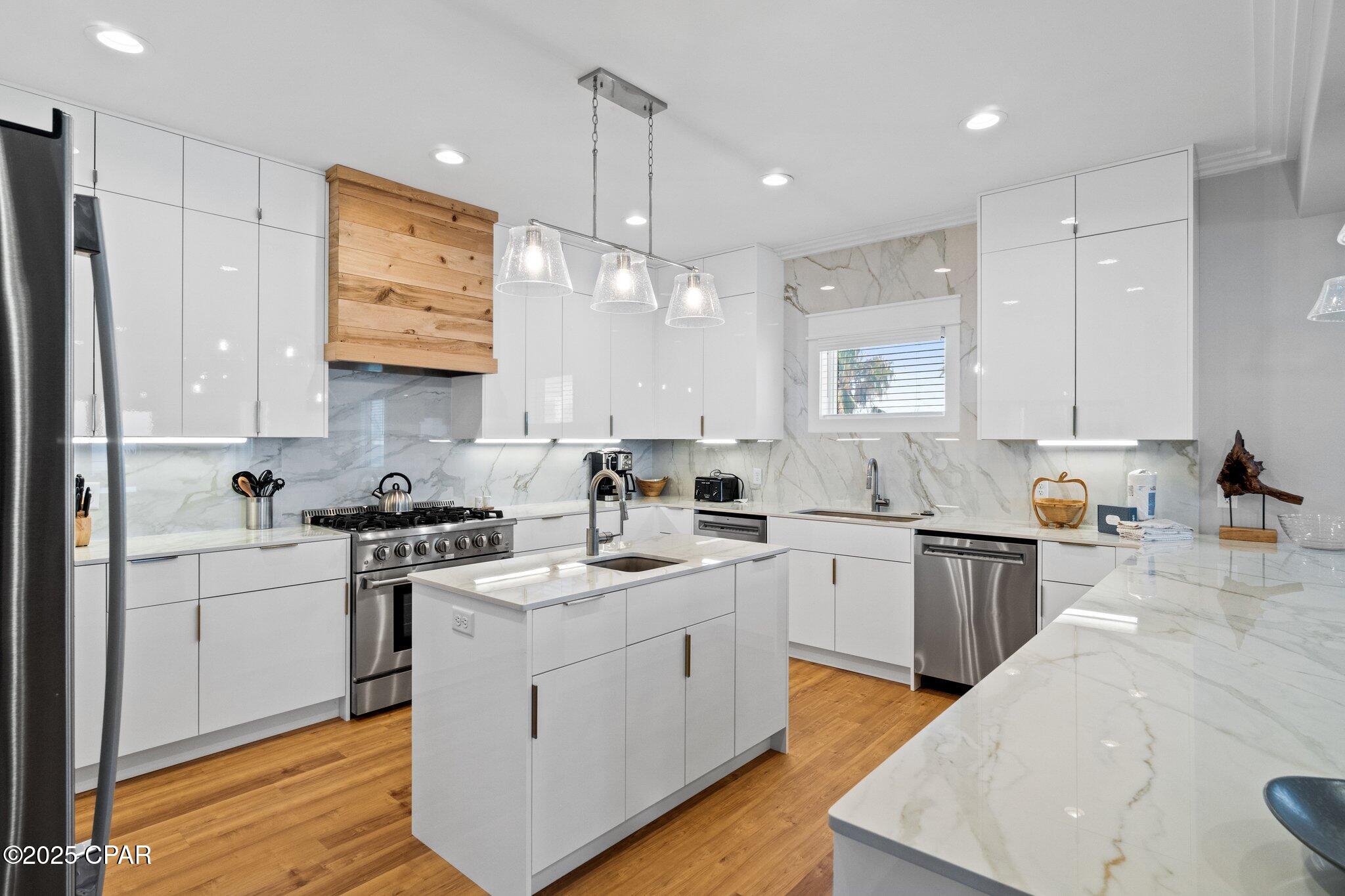 1570 E Gulf Beach Drive, St. George Island