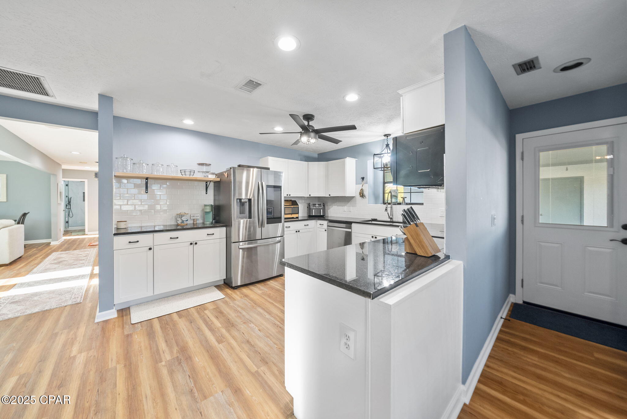 606 Amberjack Drive