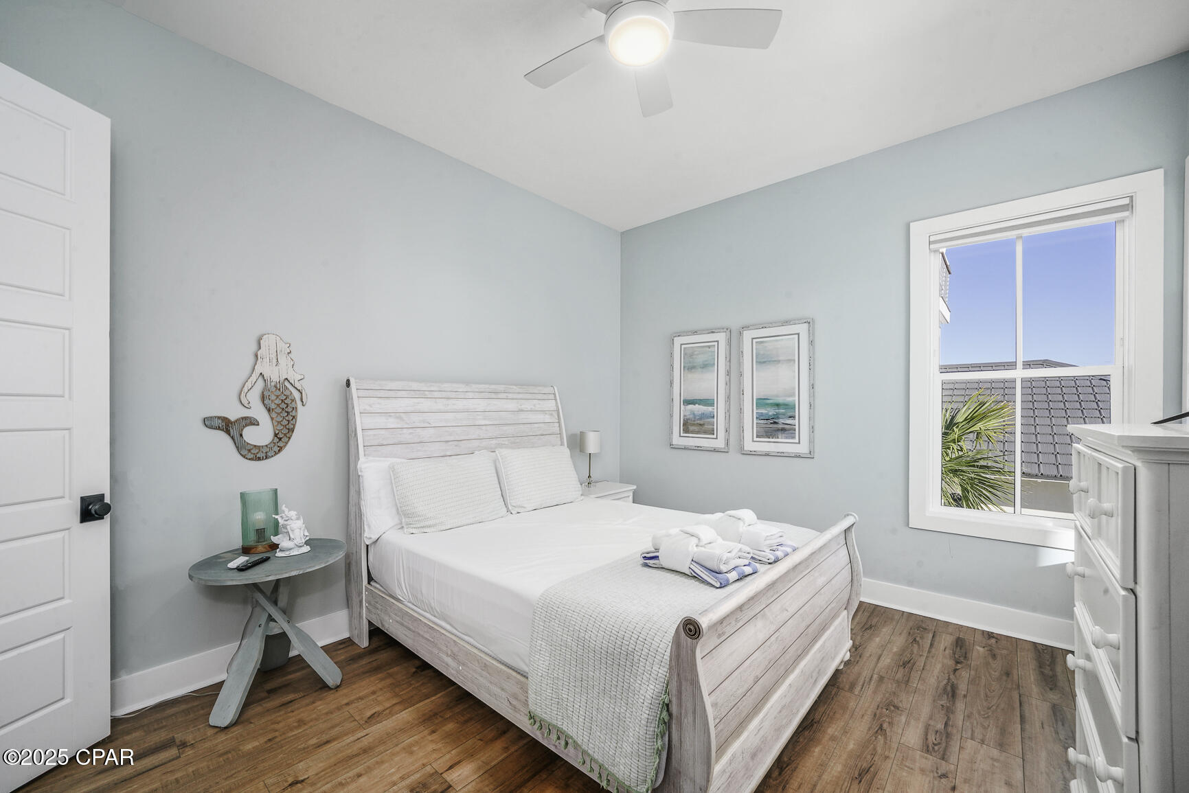 225 E Sugar Sand Way