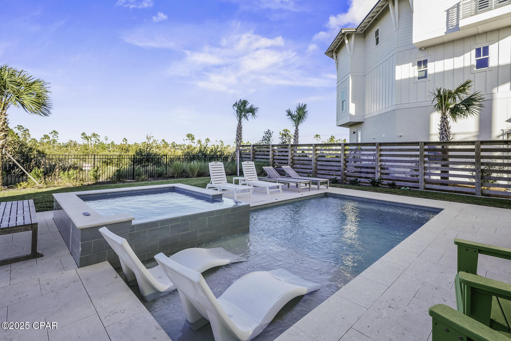 225 E Sugar Sand Way