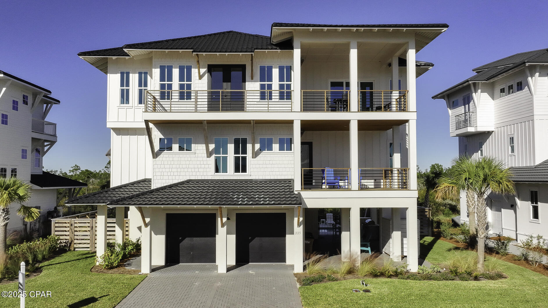 225 E Sugar Sand Way