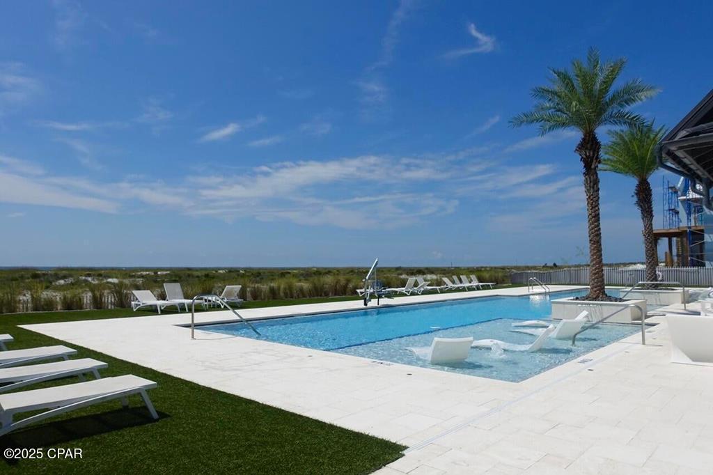 225 E Sugar Sand Way