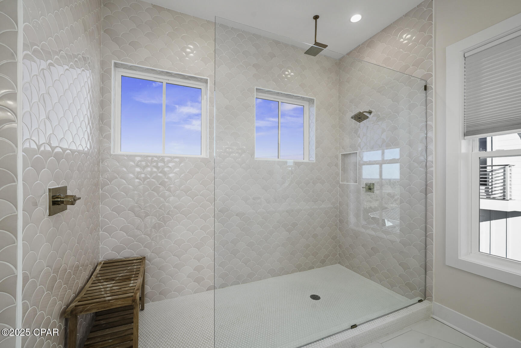 225 E Sugar Sand Way