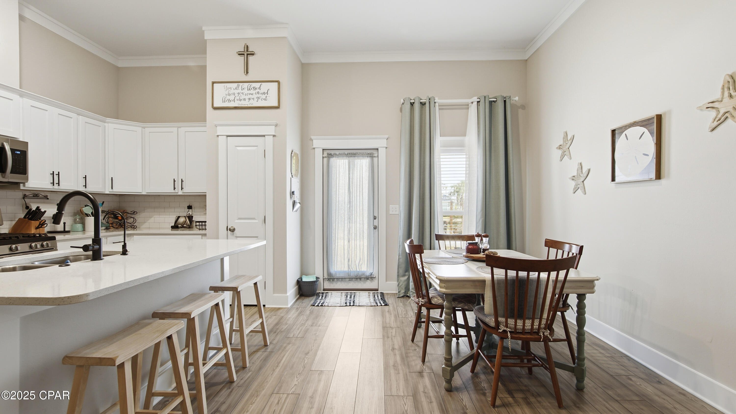 102 St Charles Street