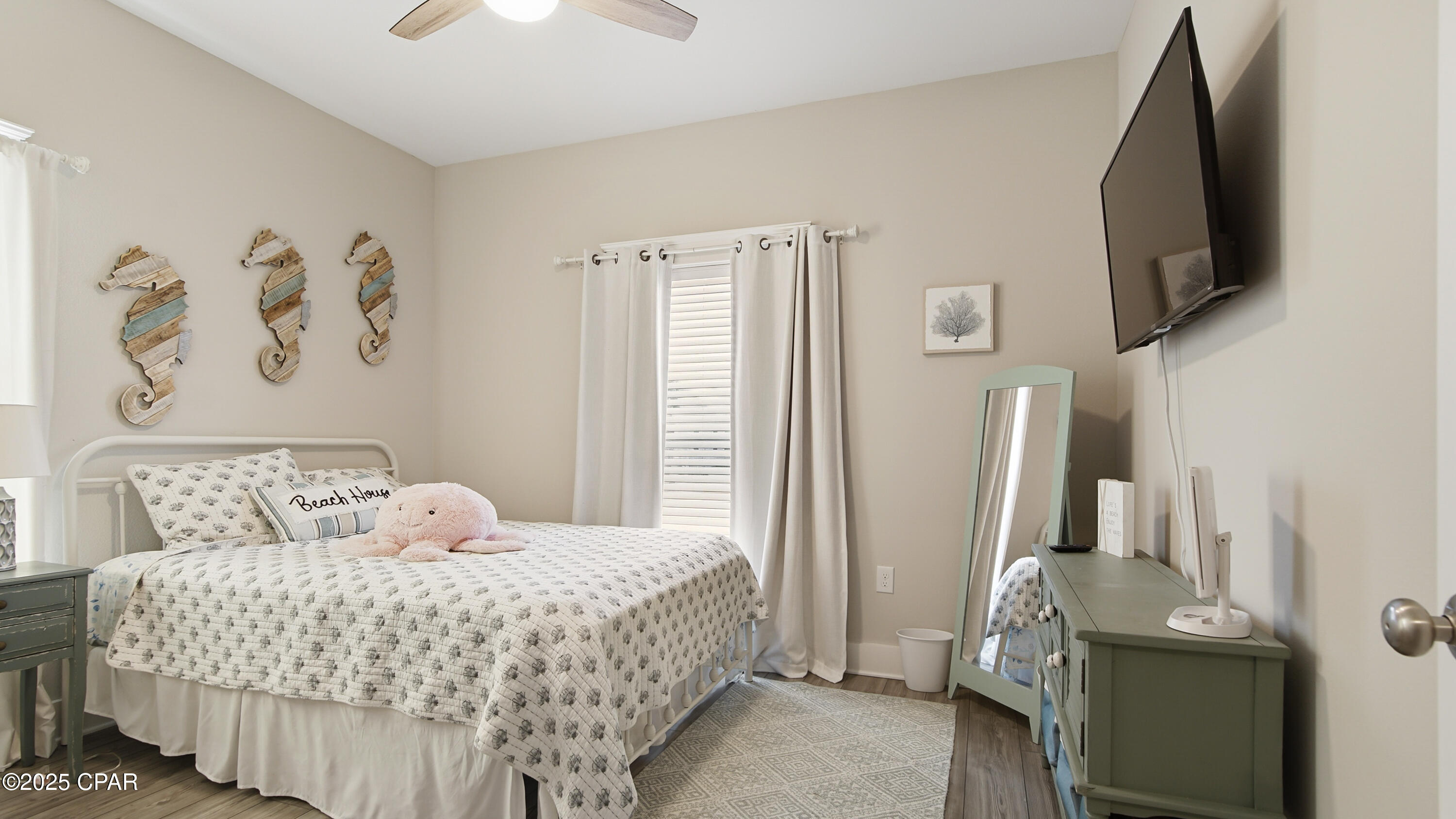 102 St Charles Street