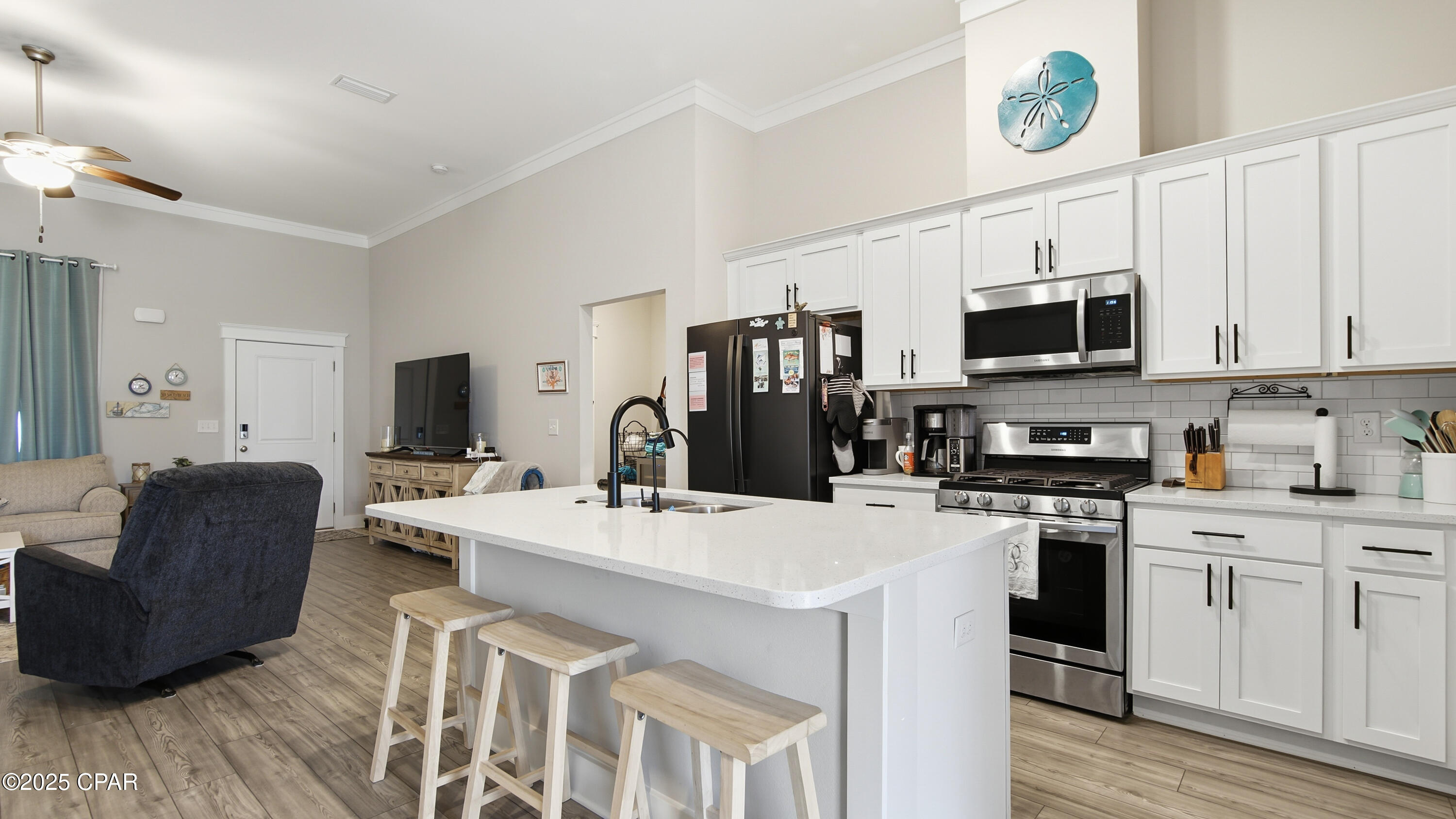 102 St Charles Street