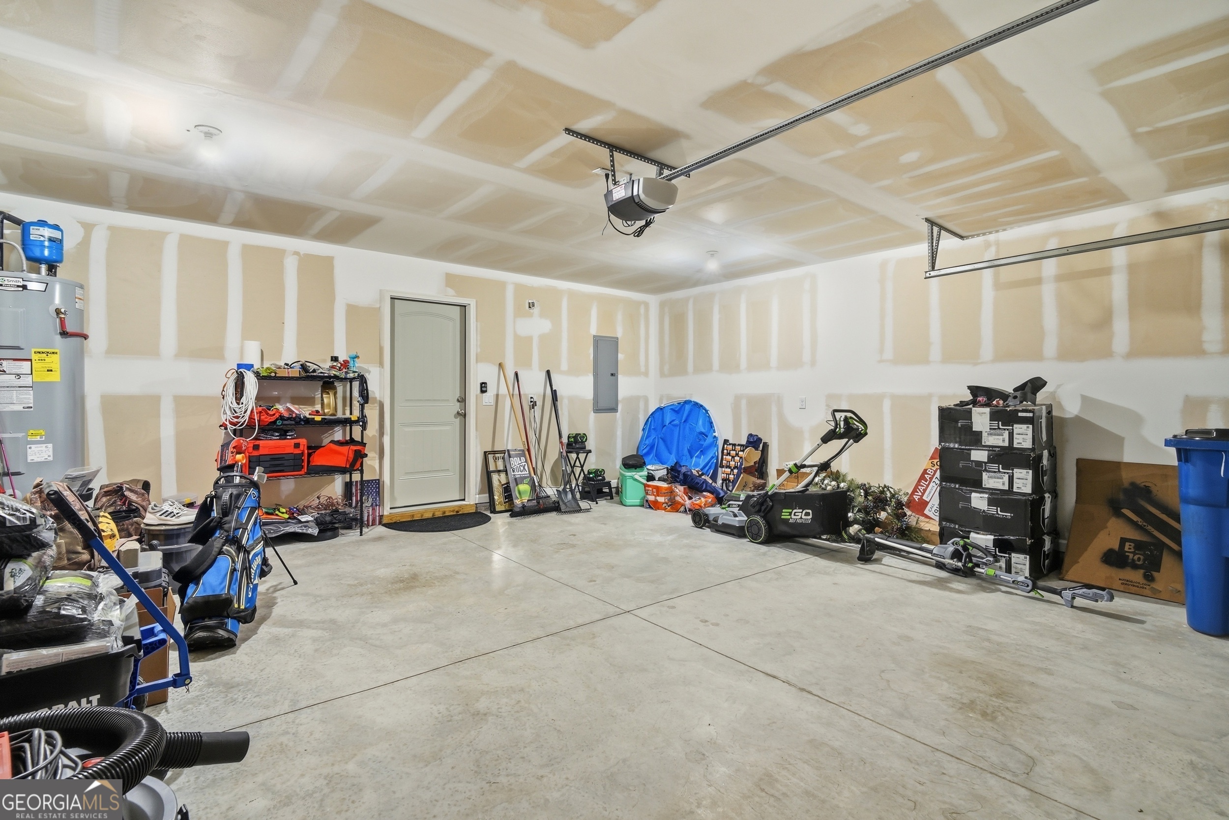 11020 Woodland Trail