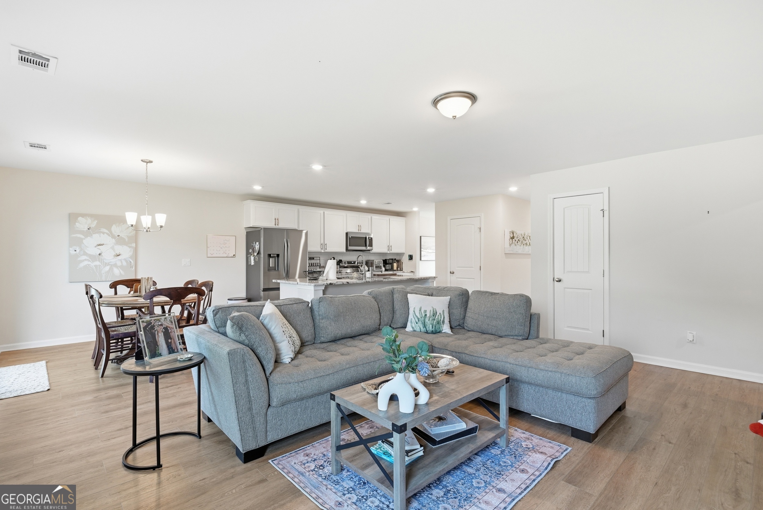 11020 Woodland Trail