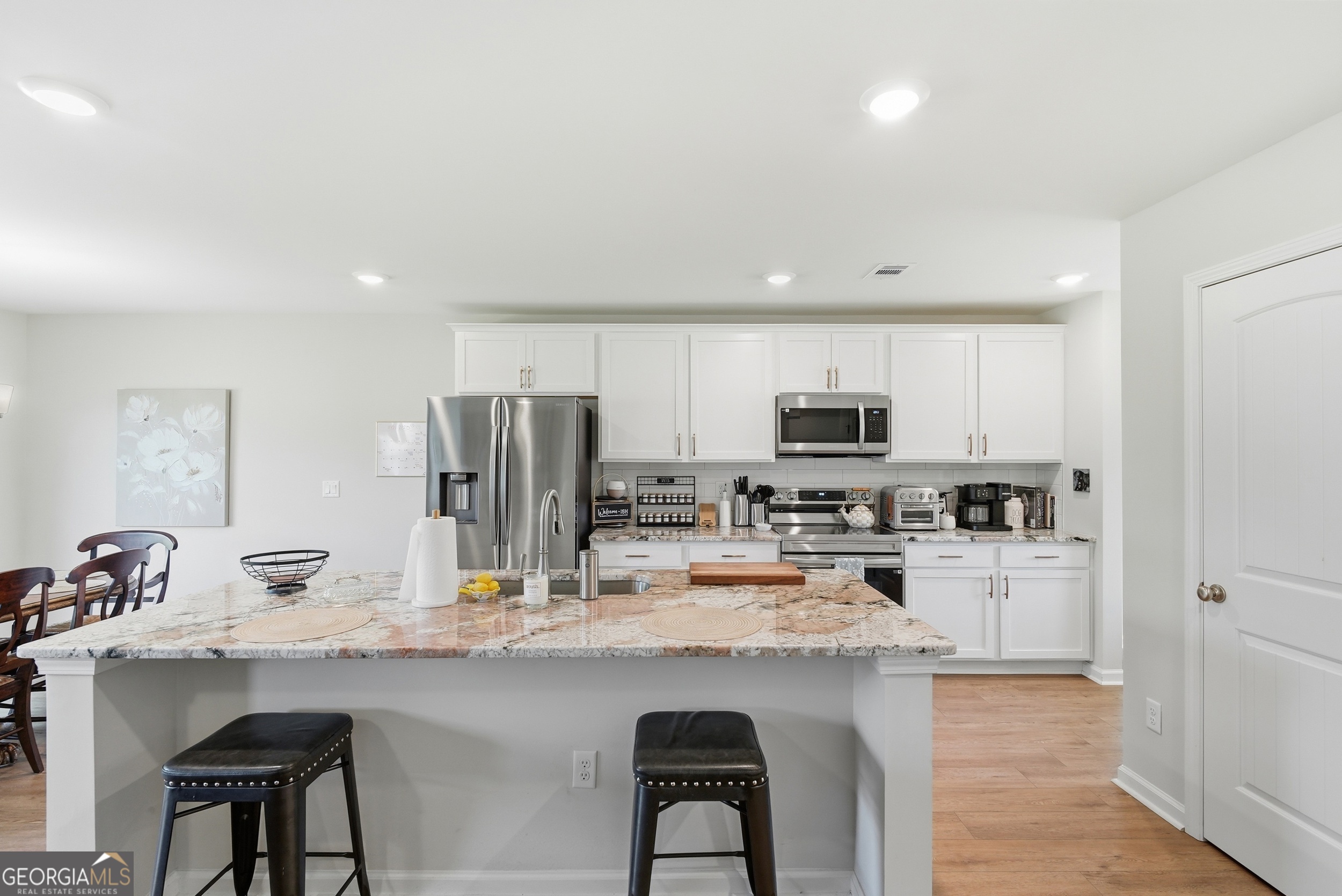 11020 Woodland Trail