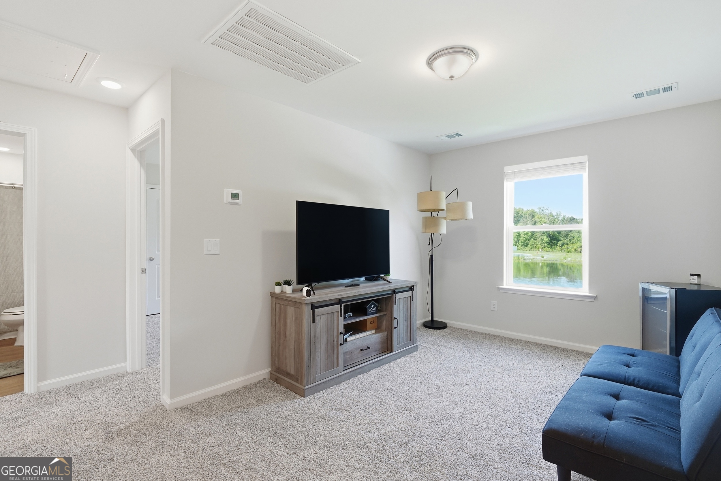 11020 Woodland Trail