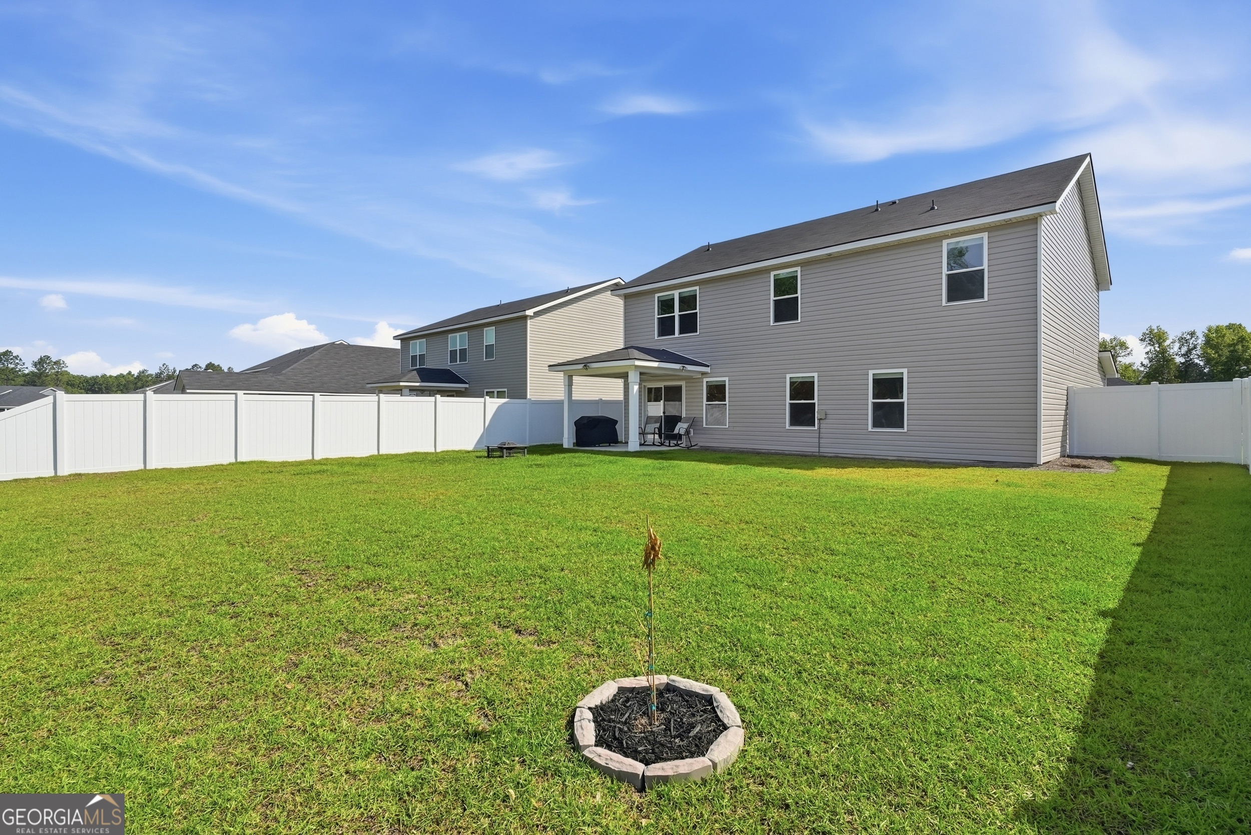 11020 Woodland Trail