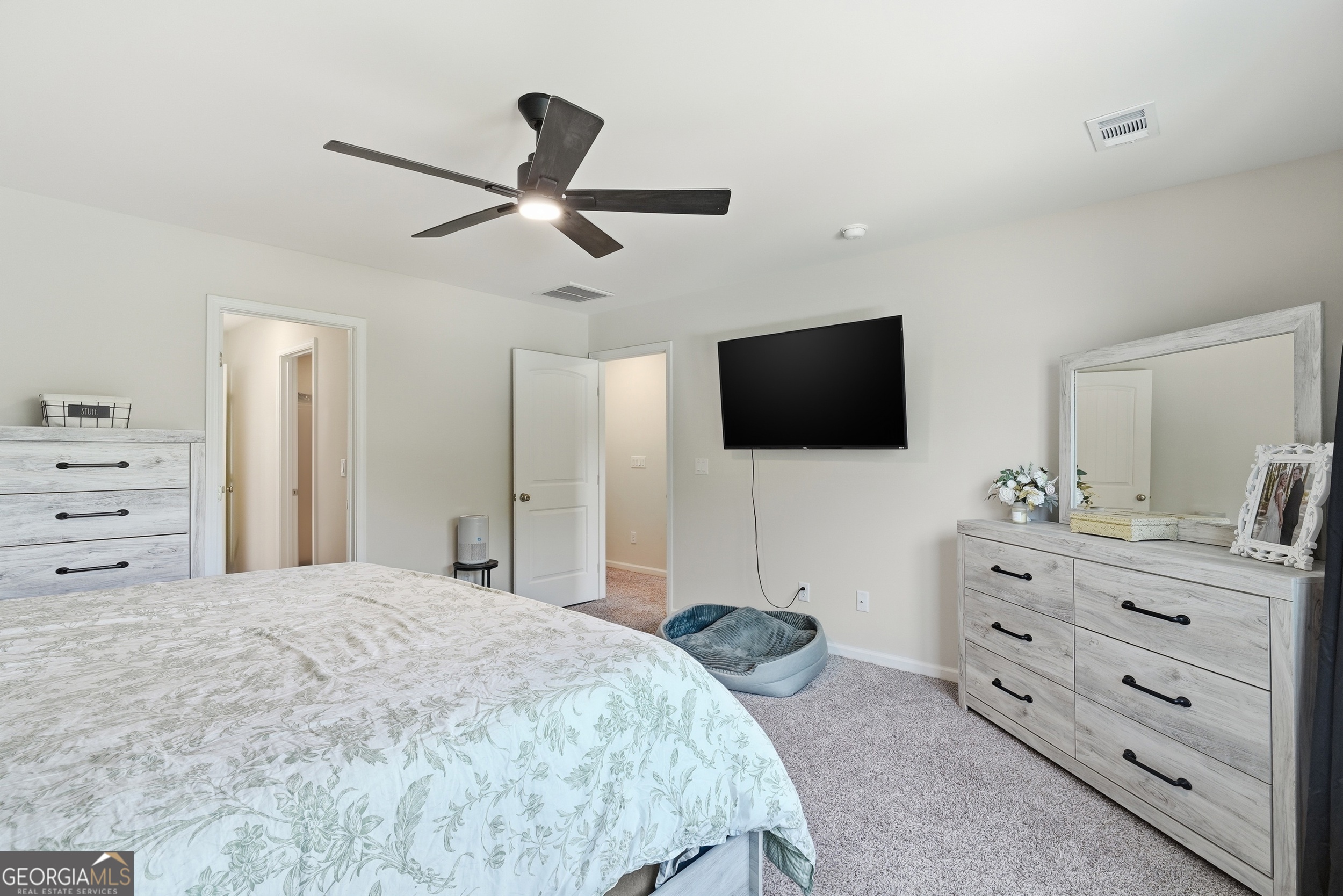11020 Woodland Trail