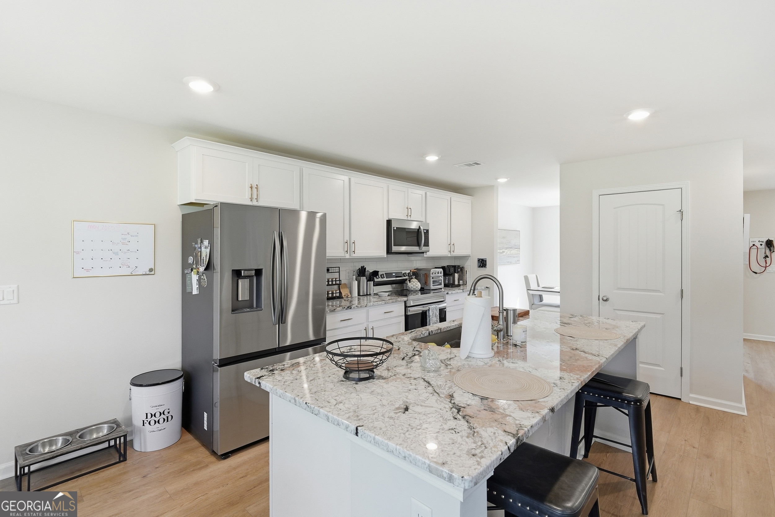 11020 Woodland Trail